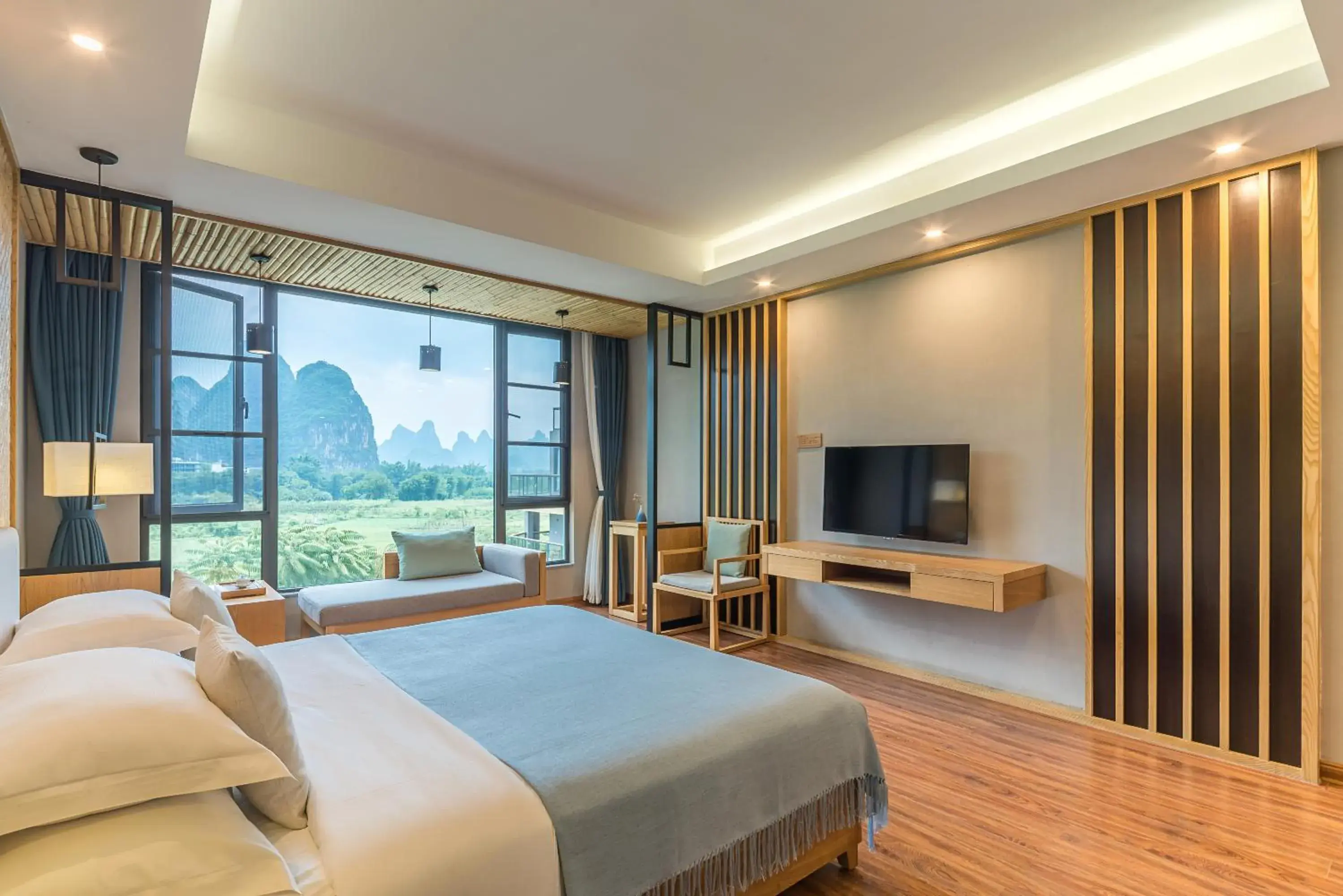 Bed in Yangshuo Zen Garden Resort