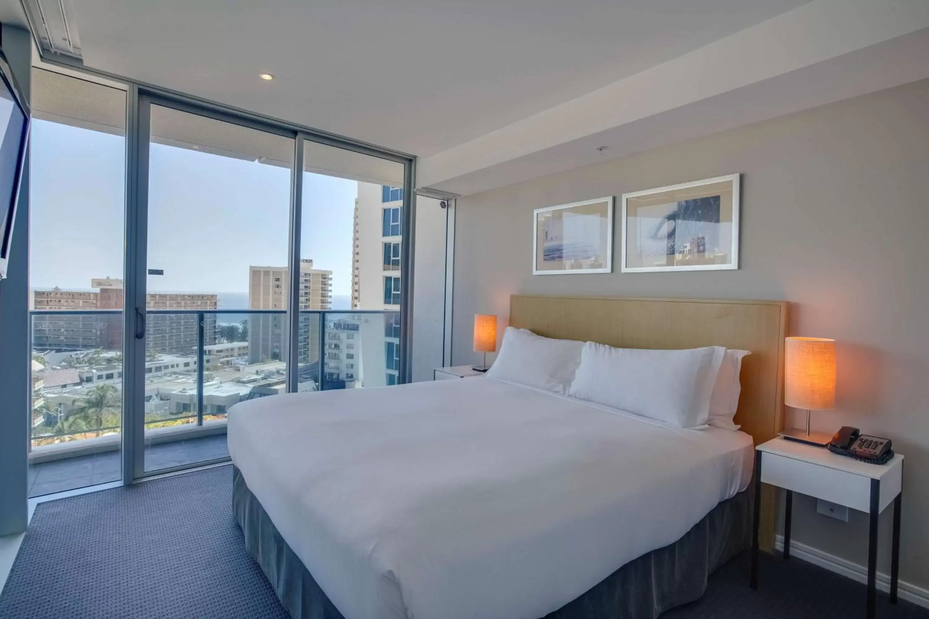 Bed in Hilton Surfers Paradise Hotel & Residences