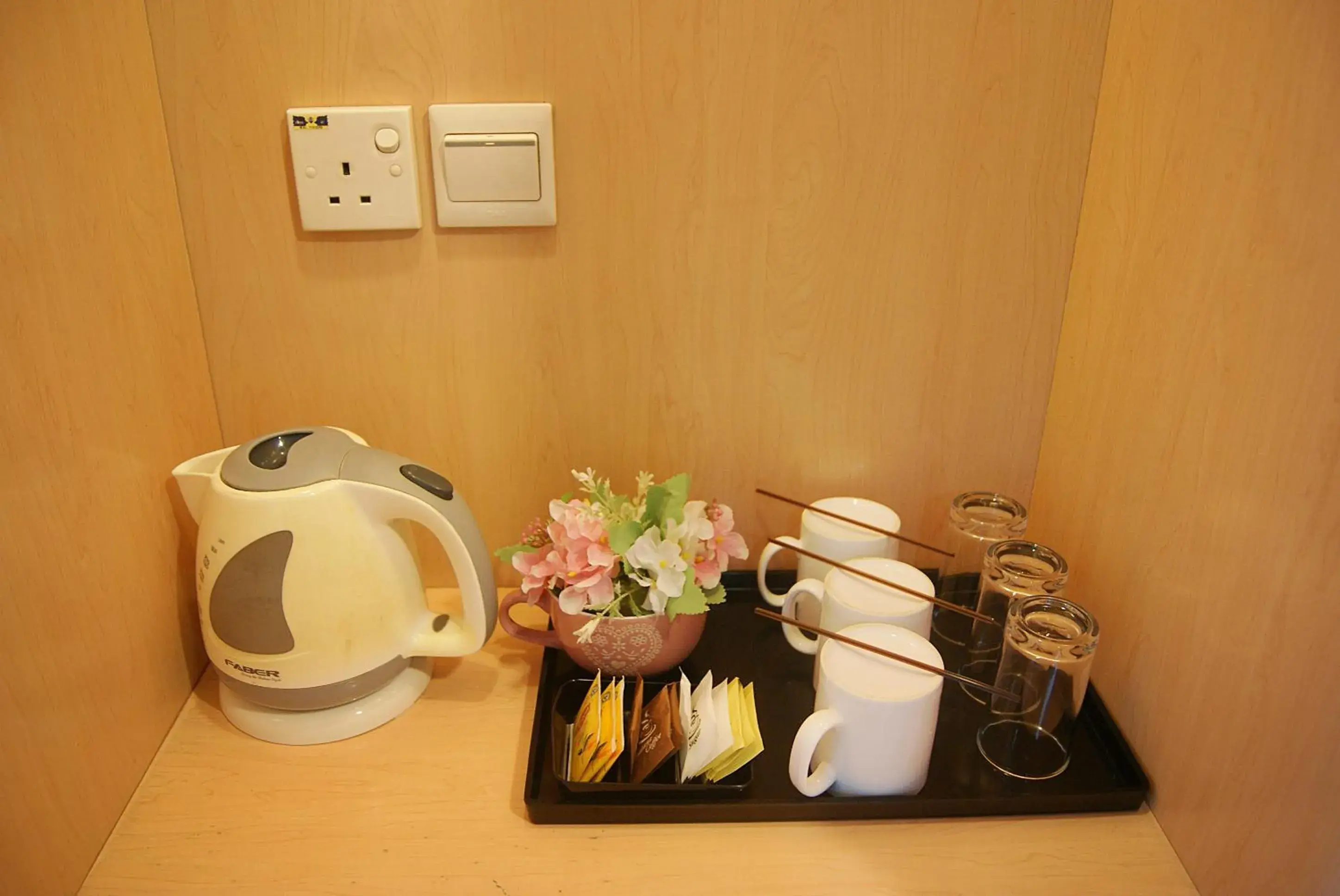 Coffee/tea facilities, Bathroom in Tang Dynasty Bay Hotel