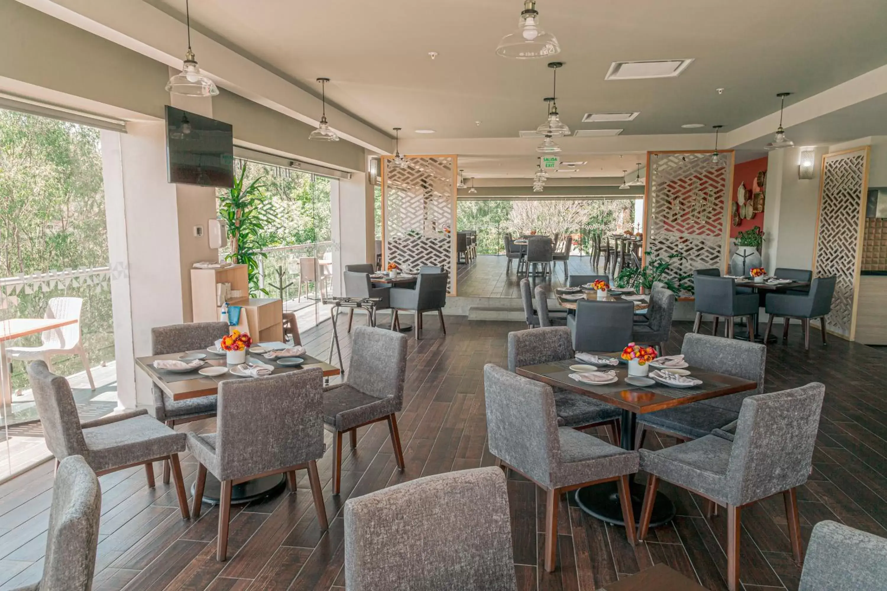 Restaurant/Places to Eat in Holiday Inn Tlaxcala, an IHG Hotel