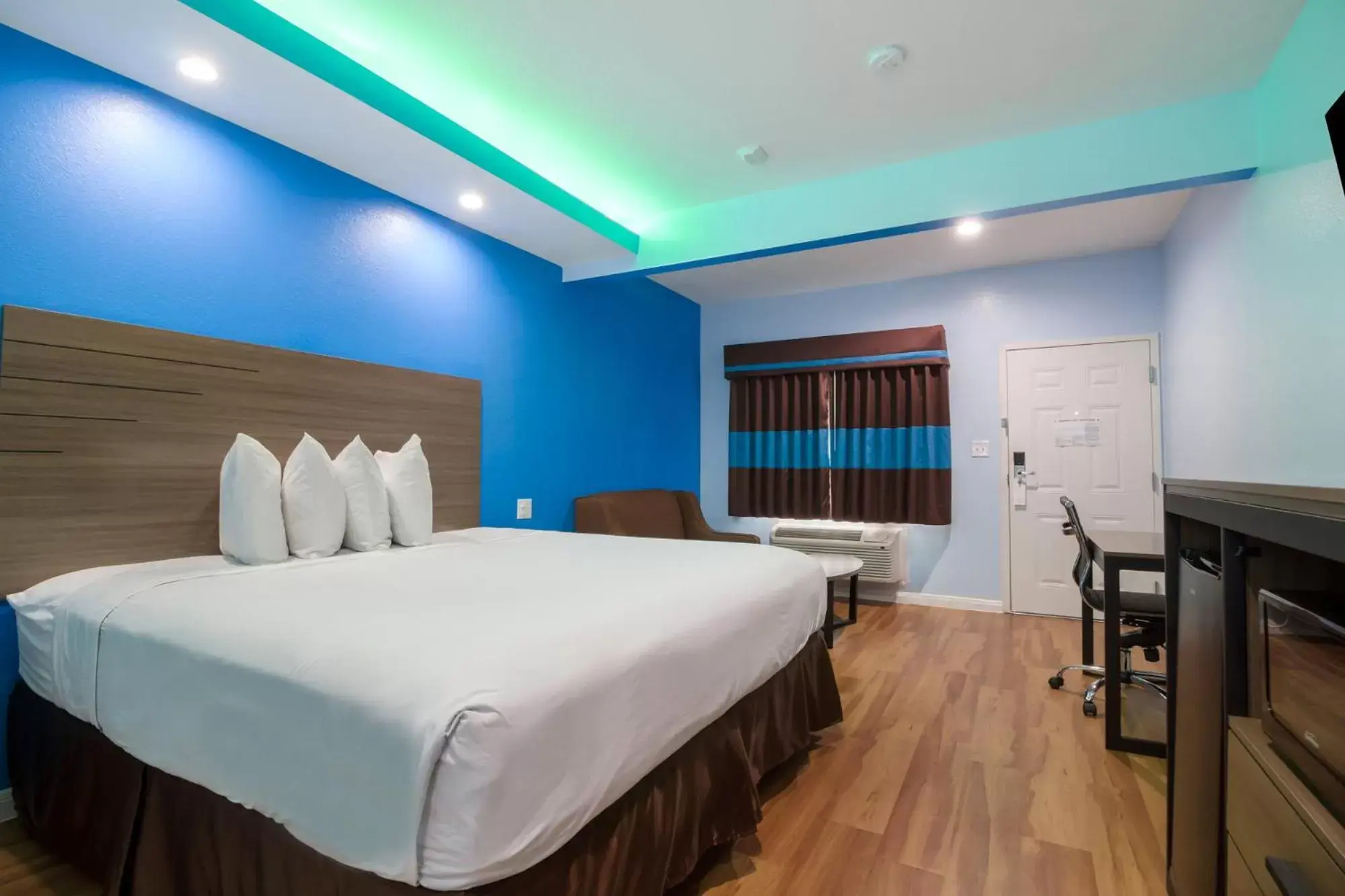 Handicap King Non Smoking in Americas Best Value Inn- Aldine Westfield Handicap King Non Smoking in Americas Best Value Inn- Aldine Westfield