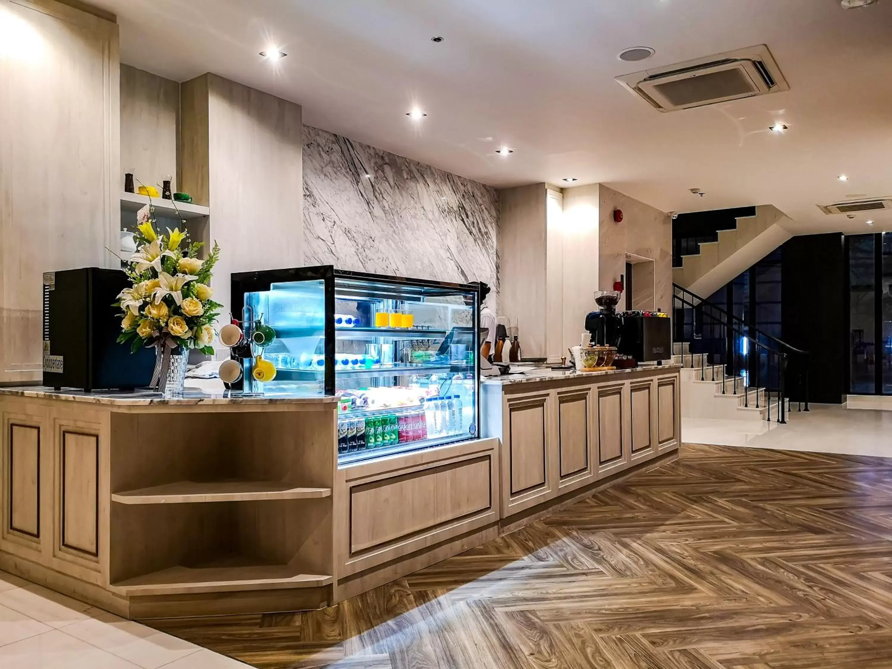 Non alcoholic drinks, Lobby/Reception in Zayn Hotel Bangkok - SHA Plus Certified