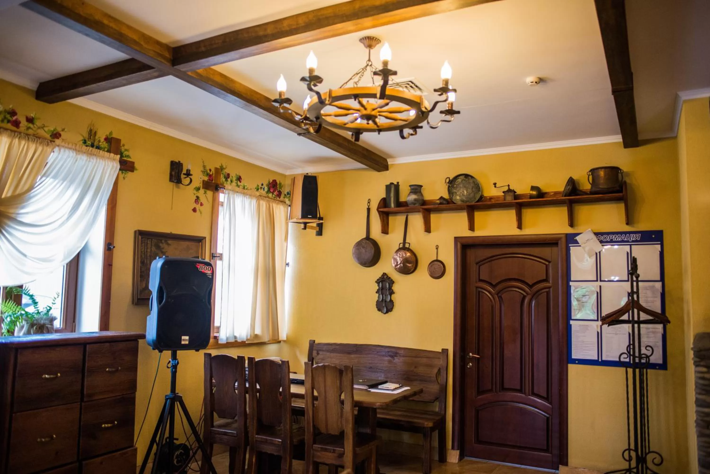 Restaurant/places to eat in Stara Vezha Hotel