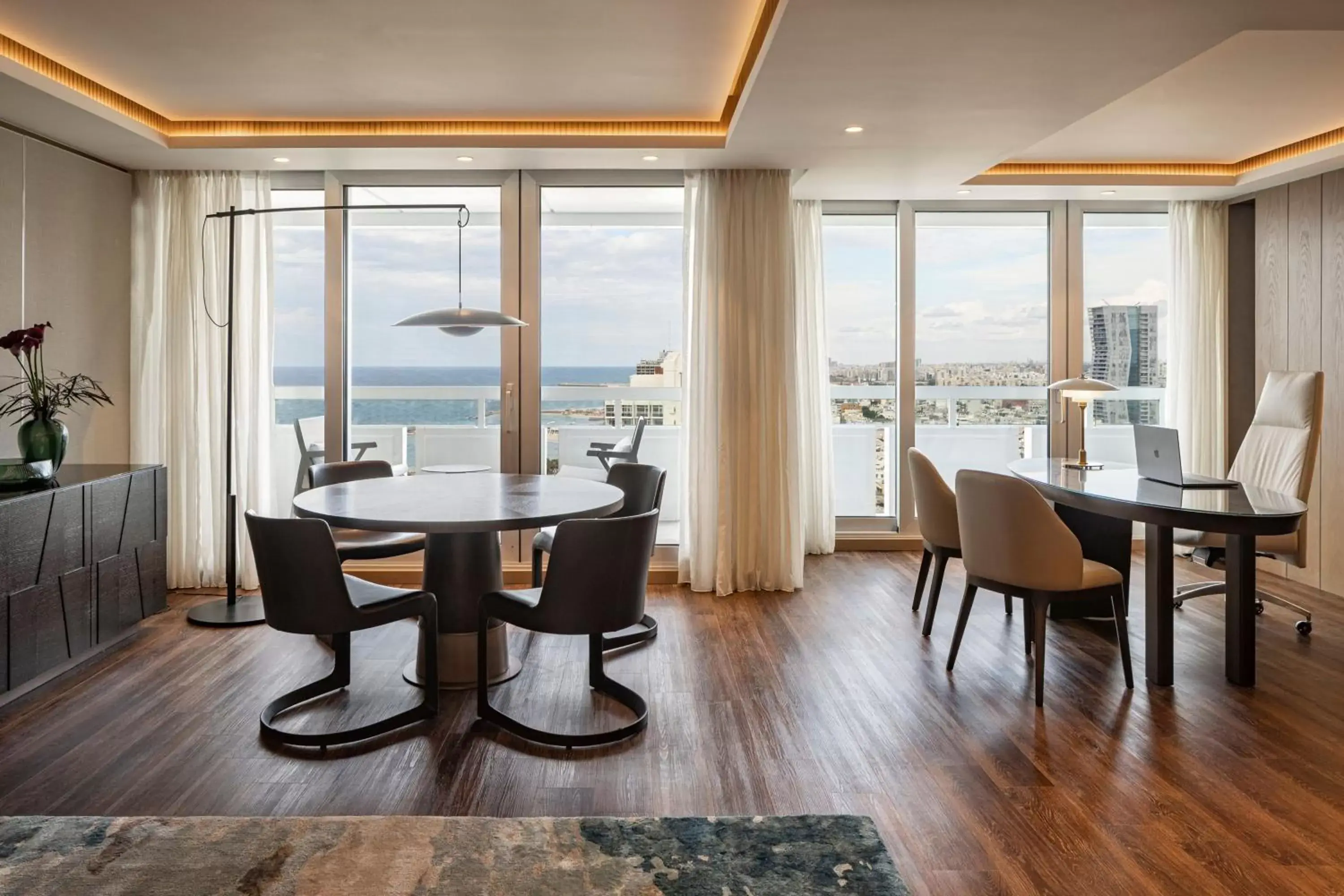 Bedroom, Dining Area in Sheraton Grand Tel Aviv