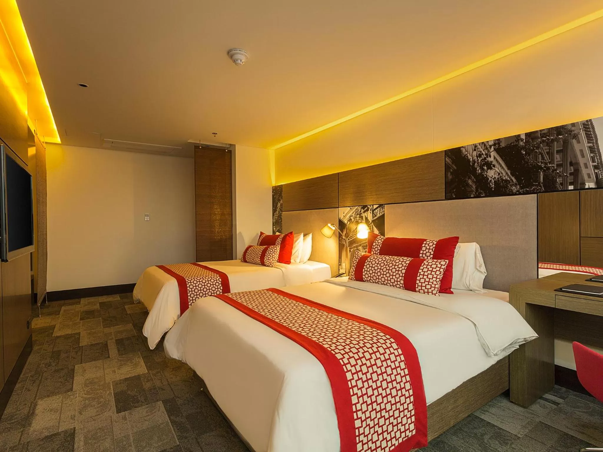 Bed in EK Hotel By Preferred Hotels Group