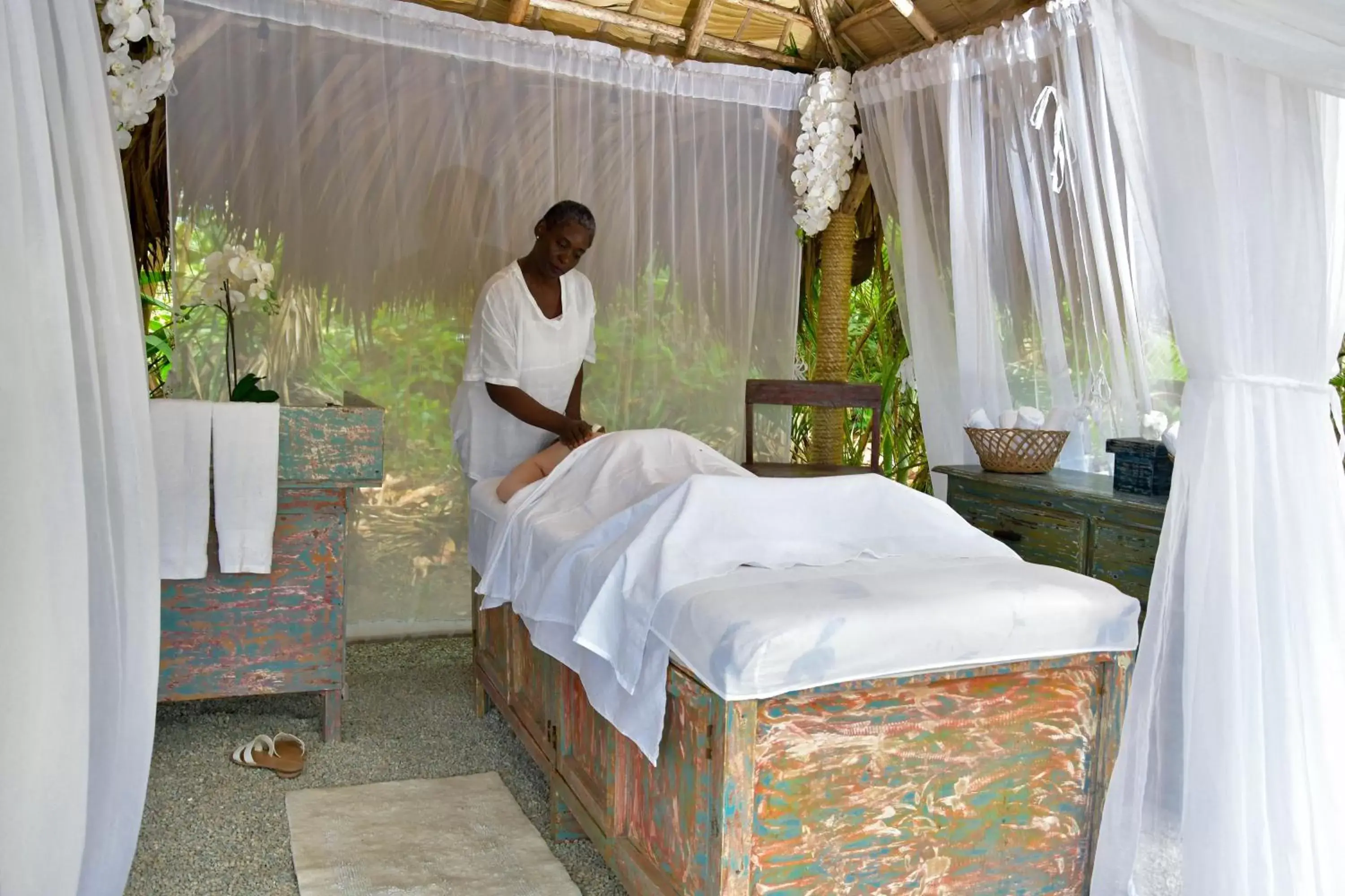 Massage in Casa Grande Hotel Restaurant