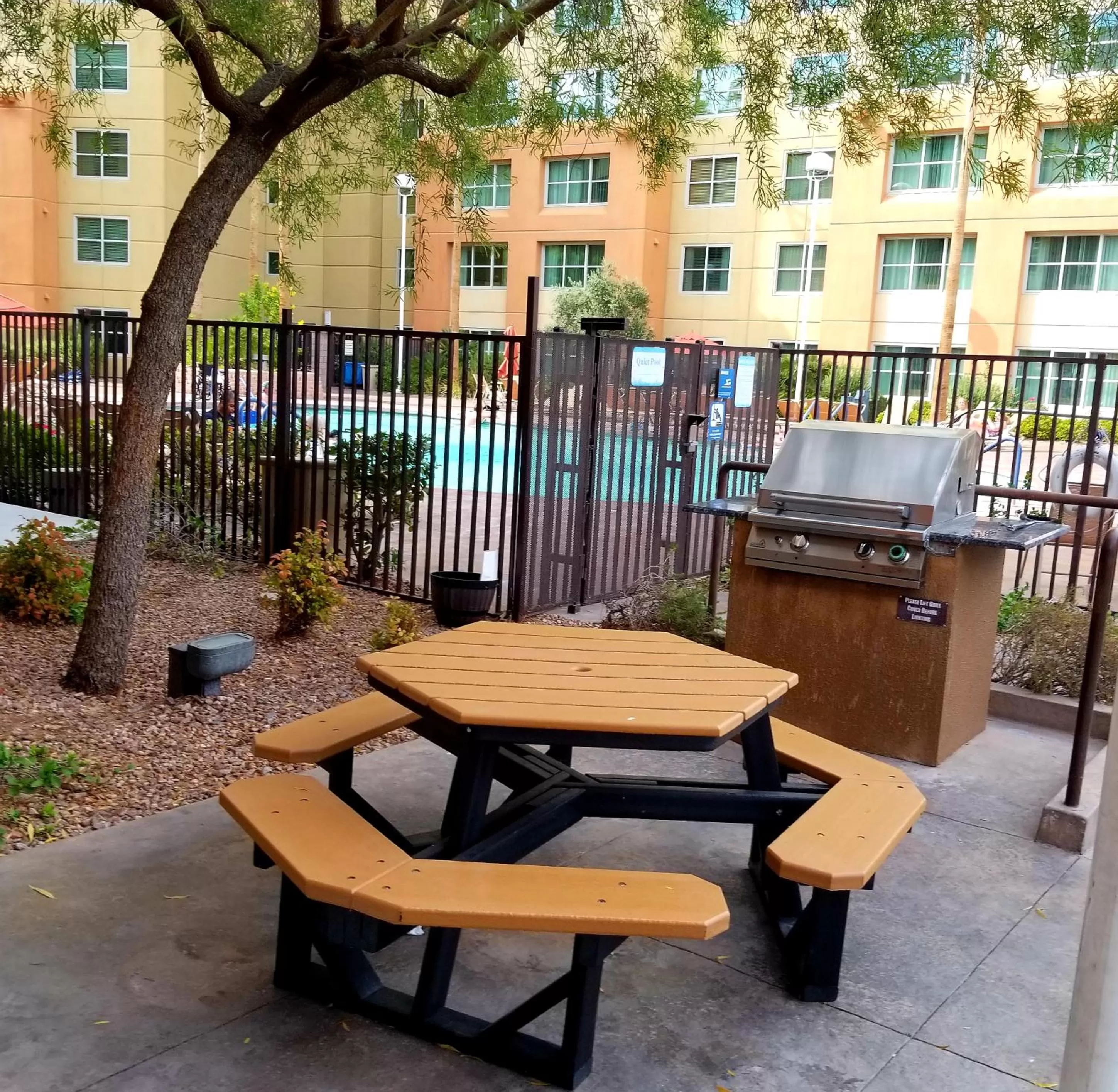 BBQ facilities in The Grandview at Las Vegas