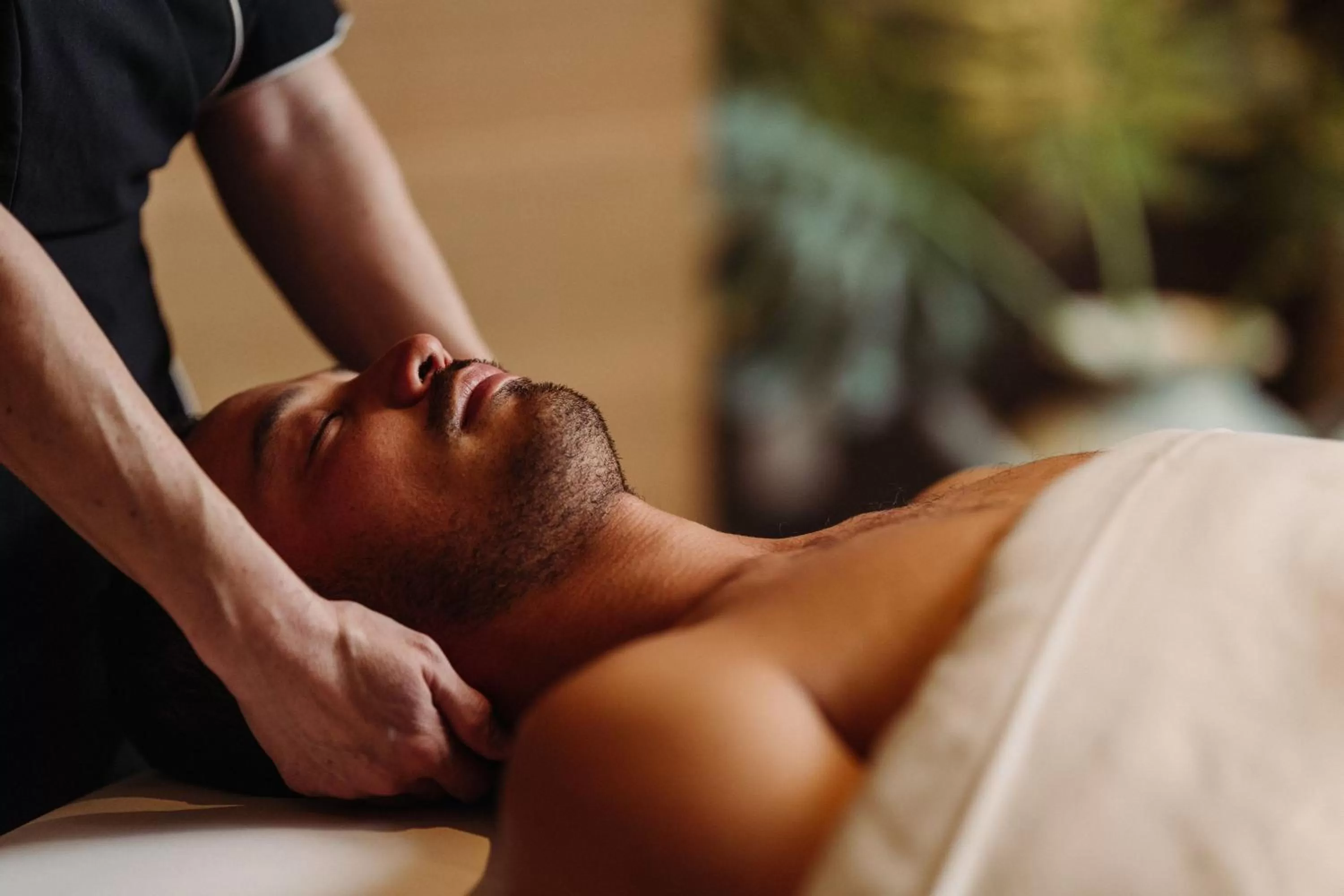 Spa and wellness centre/facilities in Coronado Island Marriott Resort & Spa