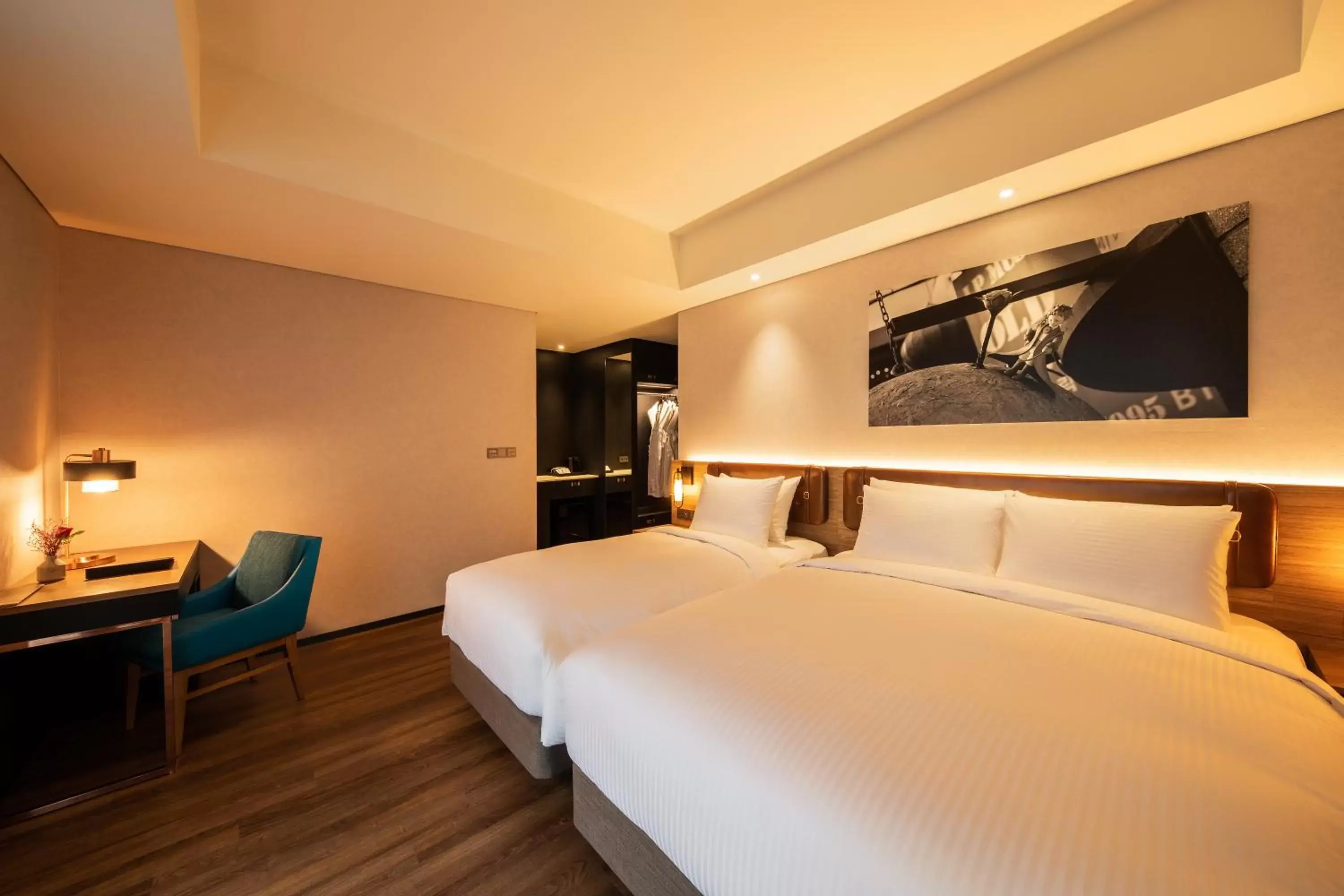 Bedroom, Bed in Mercure Ambassador Seoul Hongdae