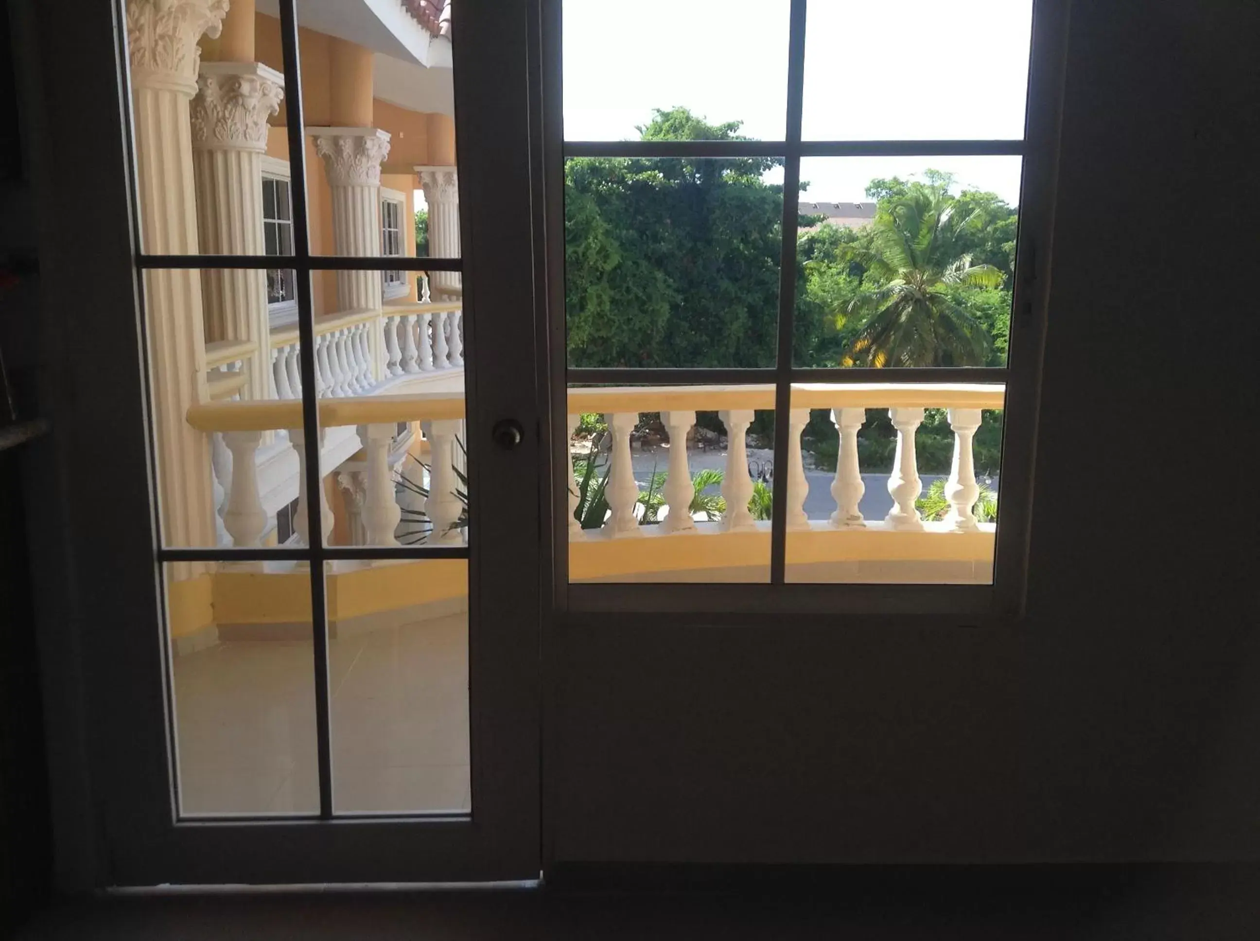 Balcony/Terrace in White Sands shared apartments