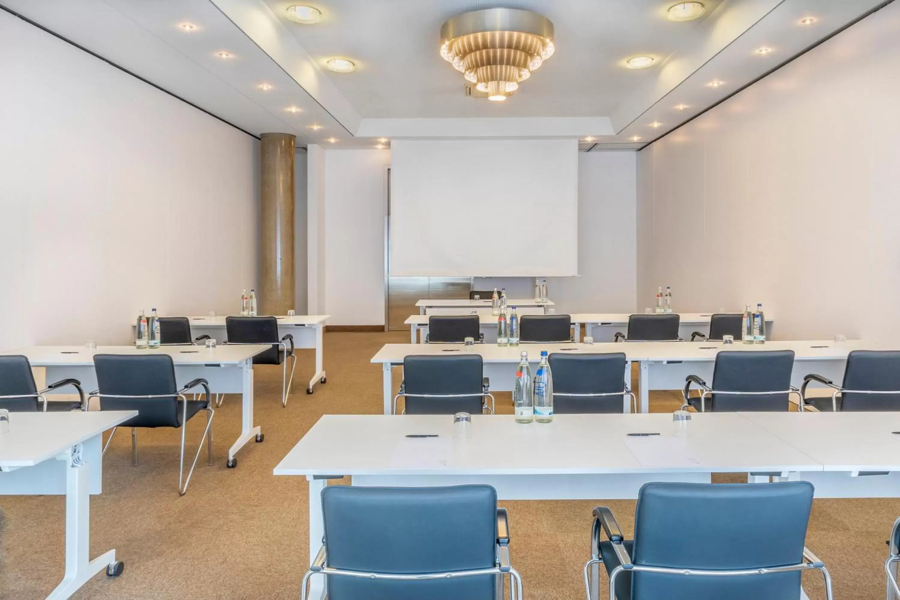 Meeting/conference room in Hotel Frankfurt Messe Affiliated by Meliá