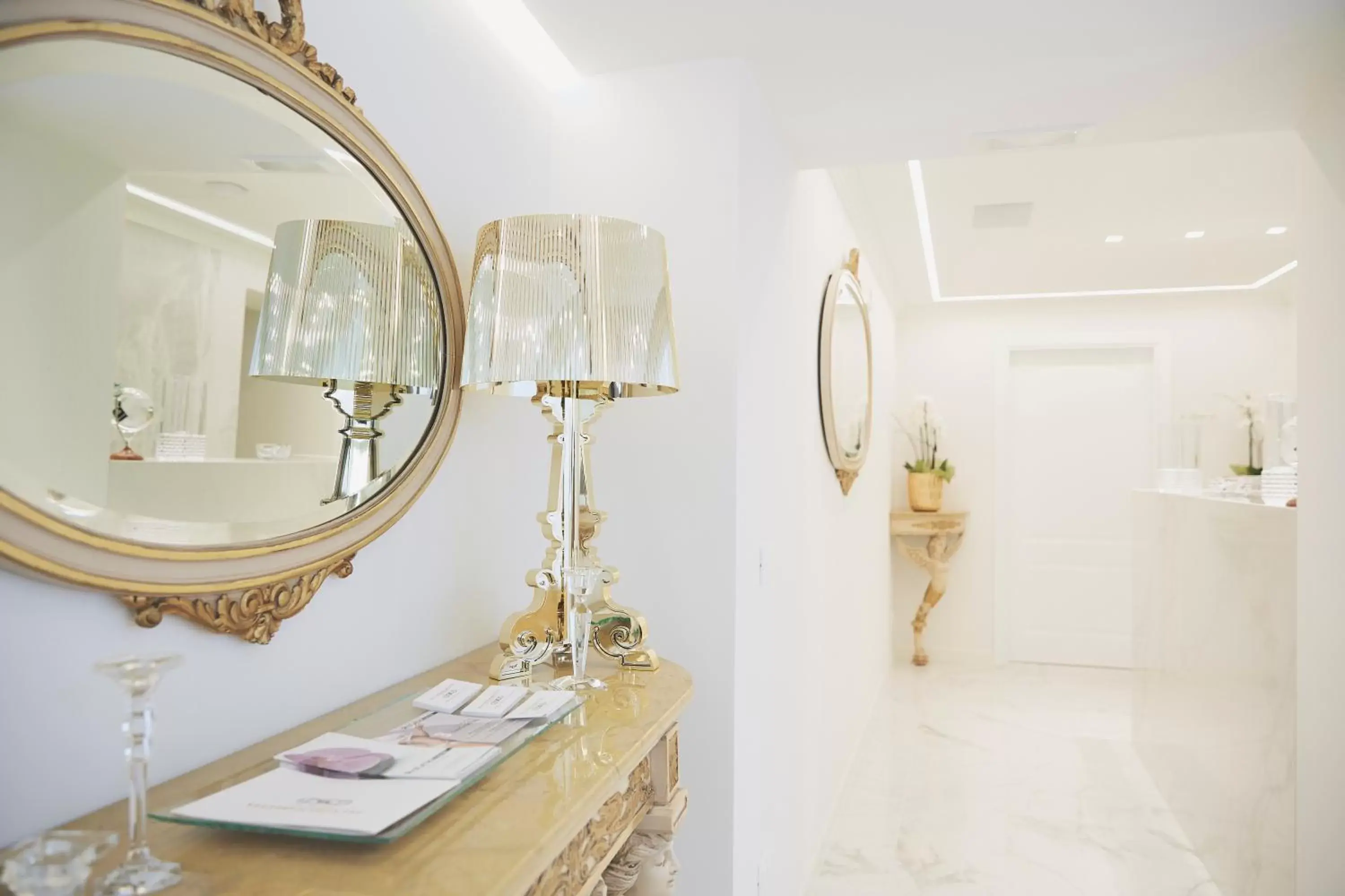 Lobby or reception, Bathroom in Palazzo Marletta Luxury House Hotel