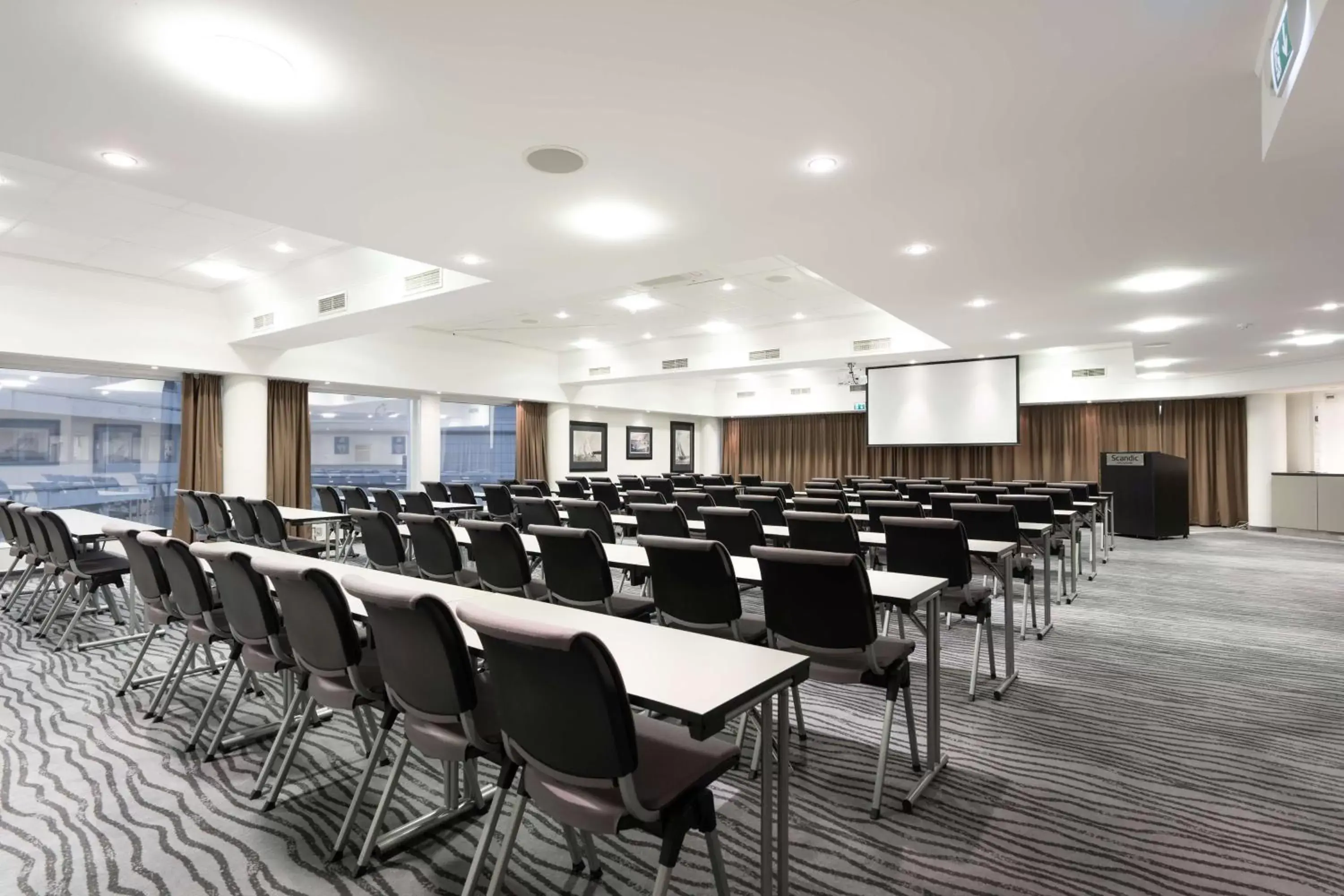 Meeting/conference room in Scandic Kristiansund