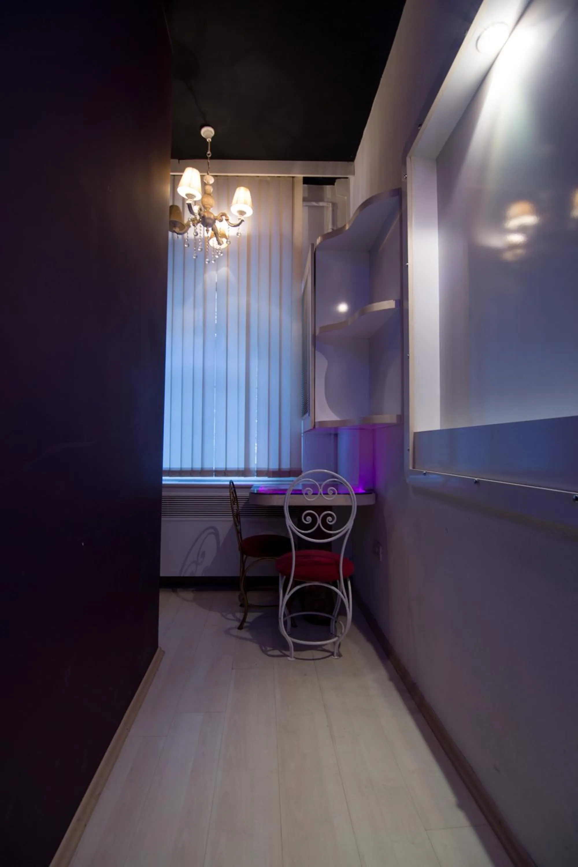 Photo of the whole room in Element Suites