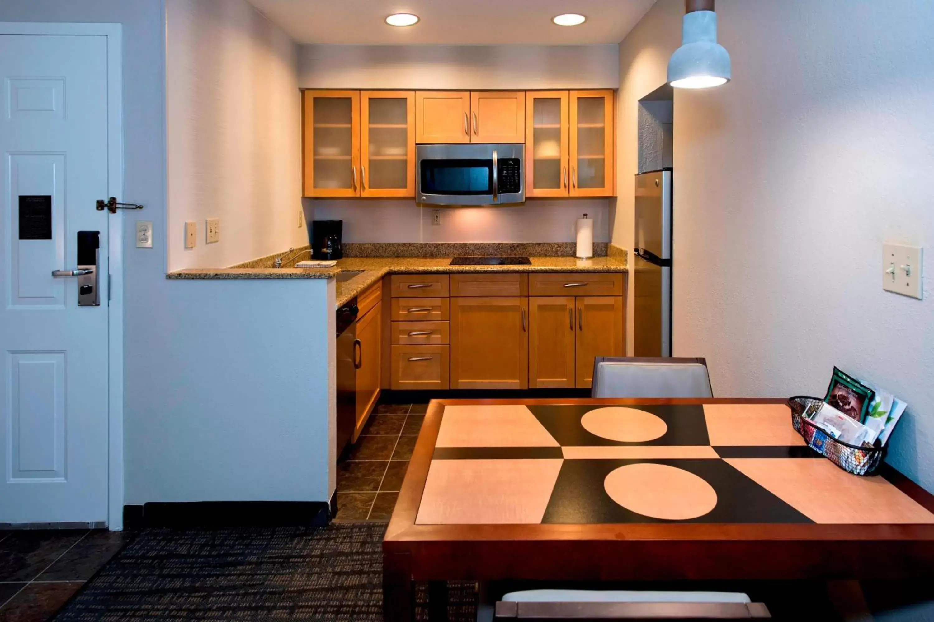 Kitchen or kitchenette, Kitchen/Kitchenette in Residence Inn Syracuse Carrier Circle