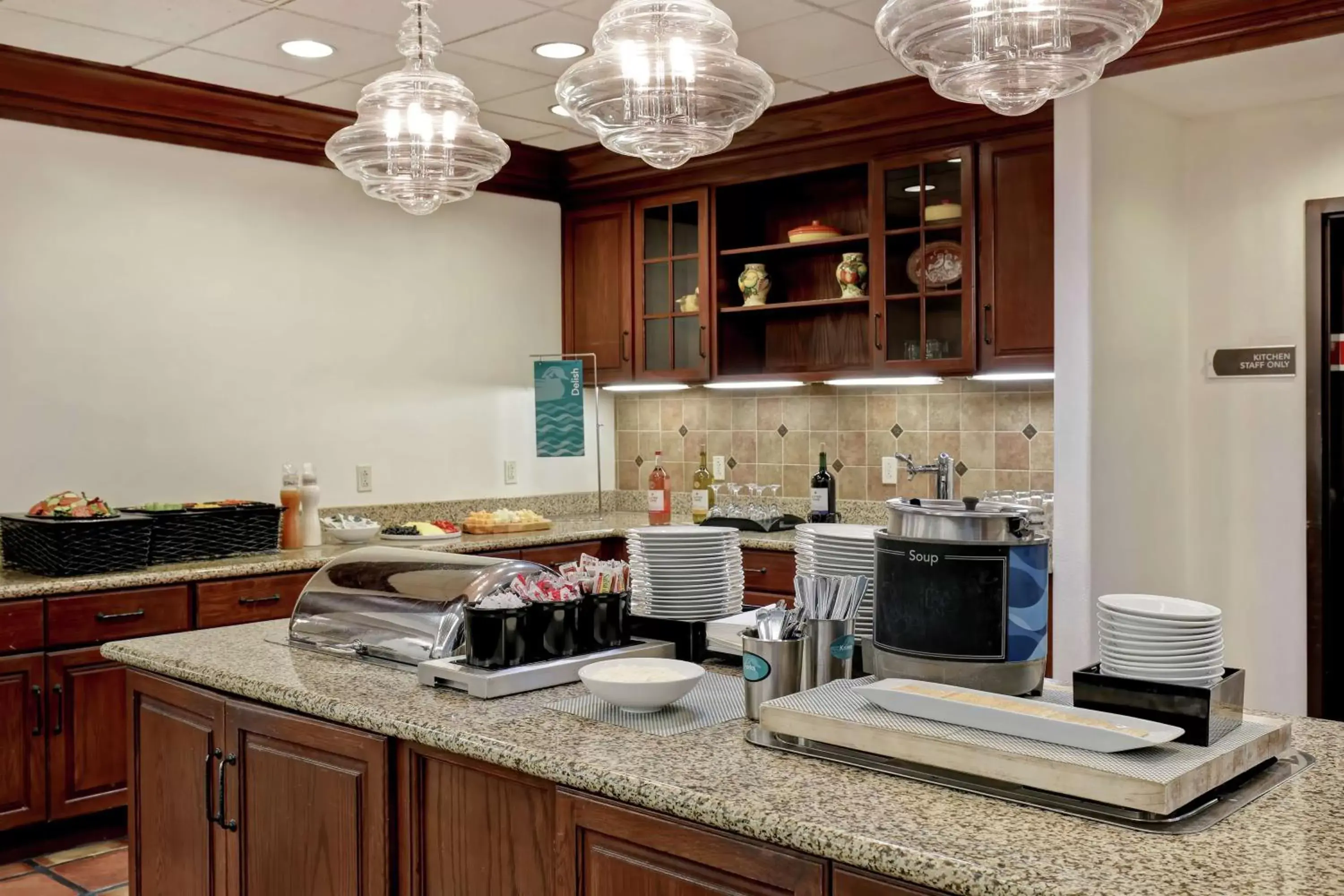 Lounge or bar, Kitchen/Kitchenette in Homewood Suites by Hilton McAllen