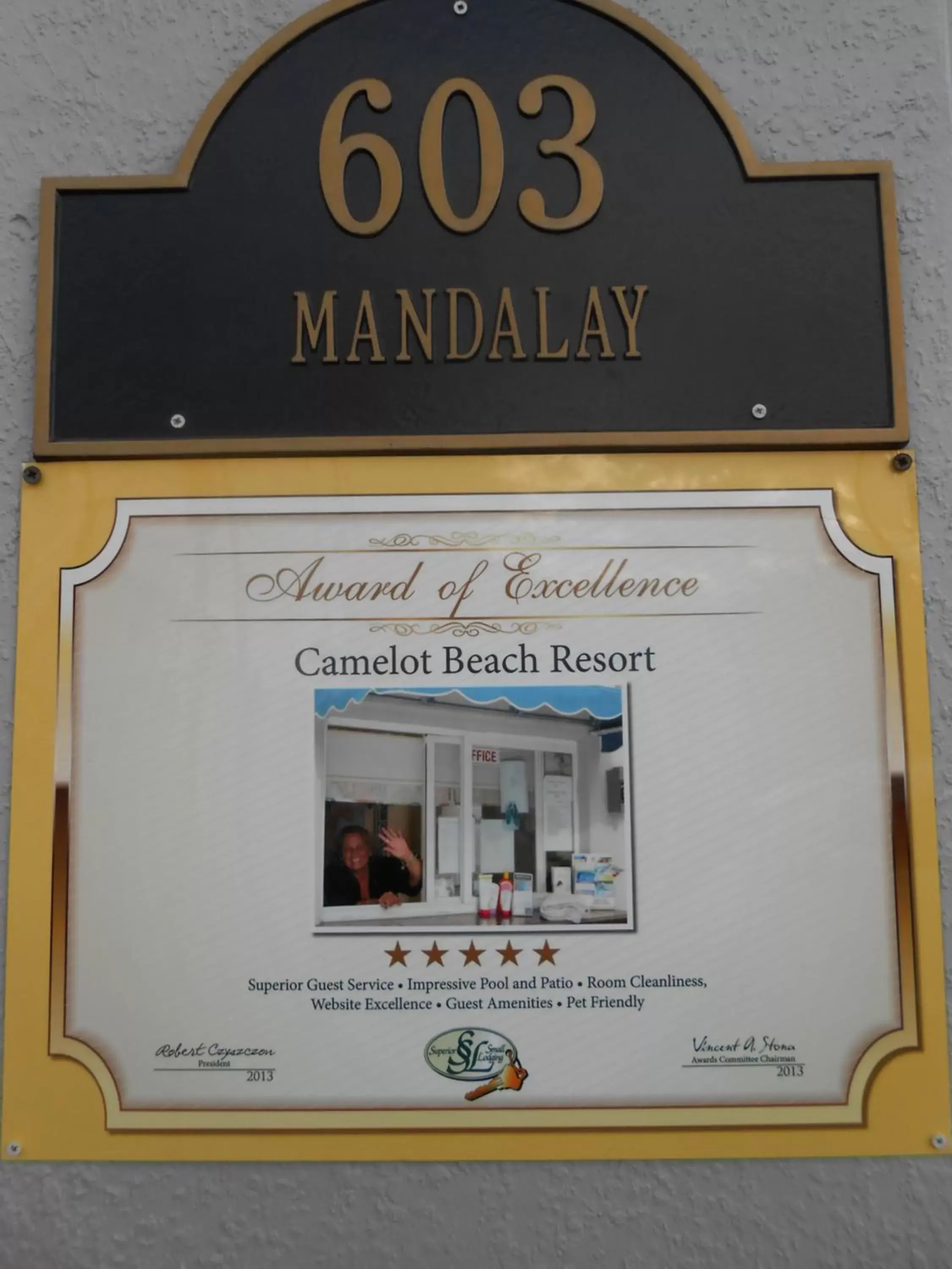 Certificate/Award, Facade/Entrance in Camelot Beach Suites