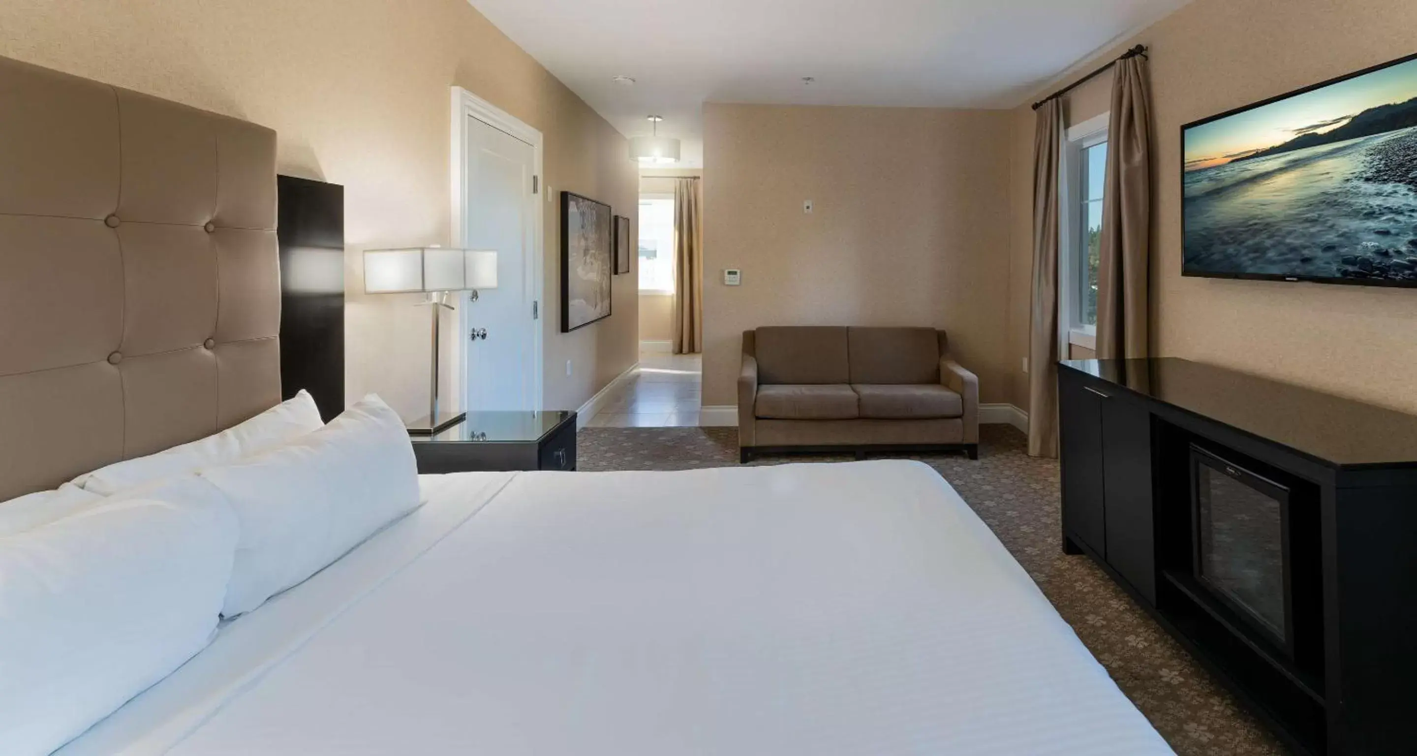 Bedroom, Seating Area in Prestige Oceanfront Resort, WorldHotels Luxury