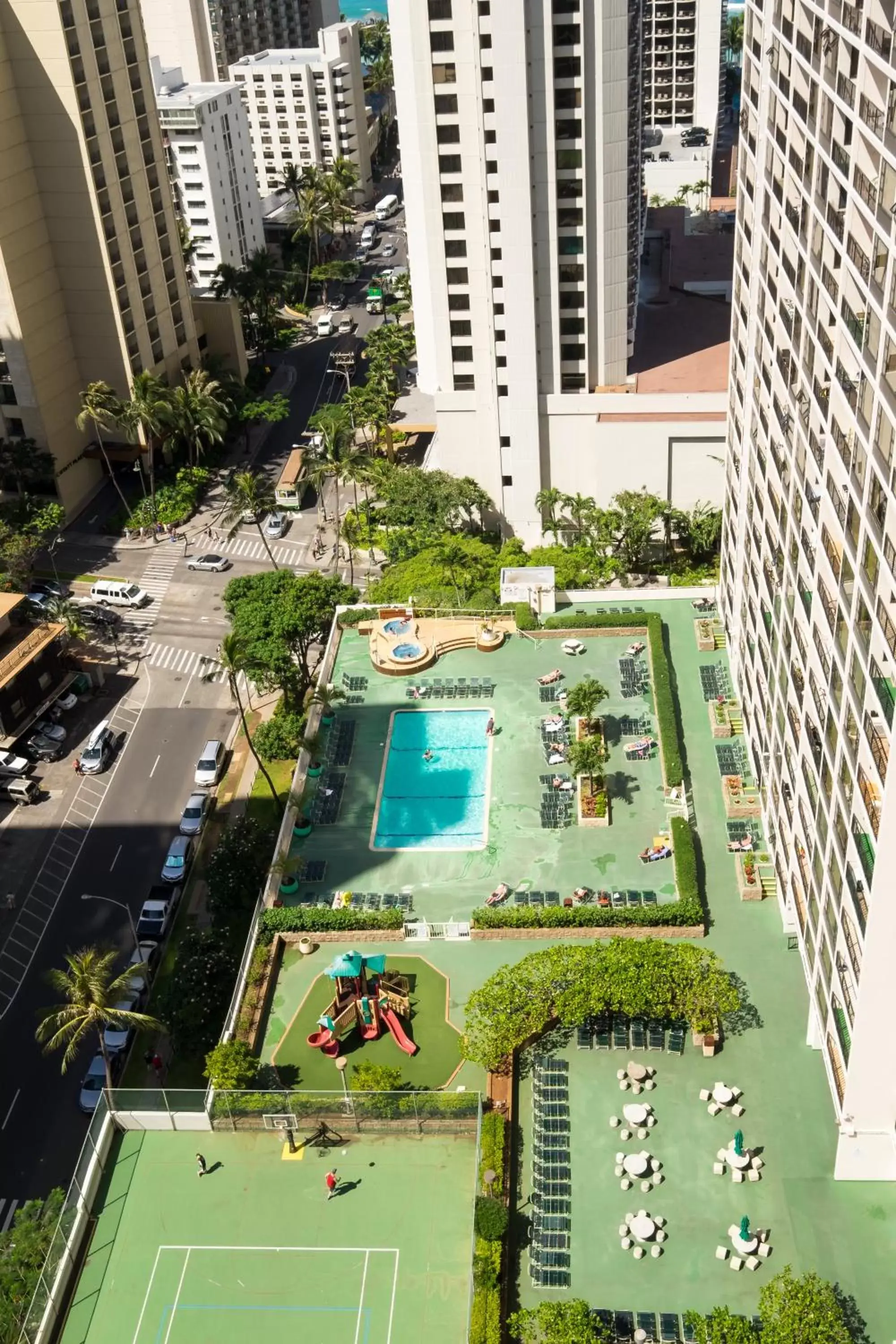 Bird's eye view, Pool View in Hawaiian Sun Holidays