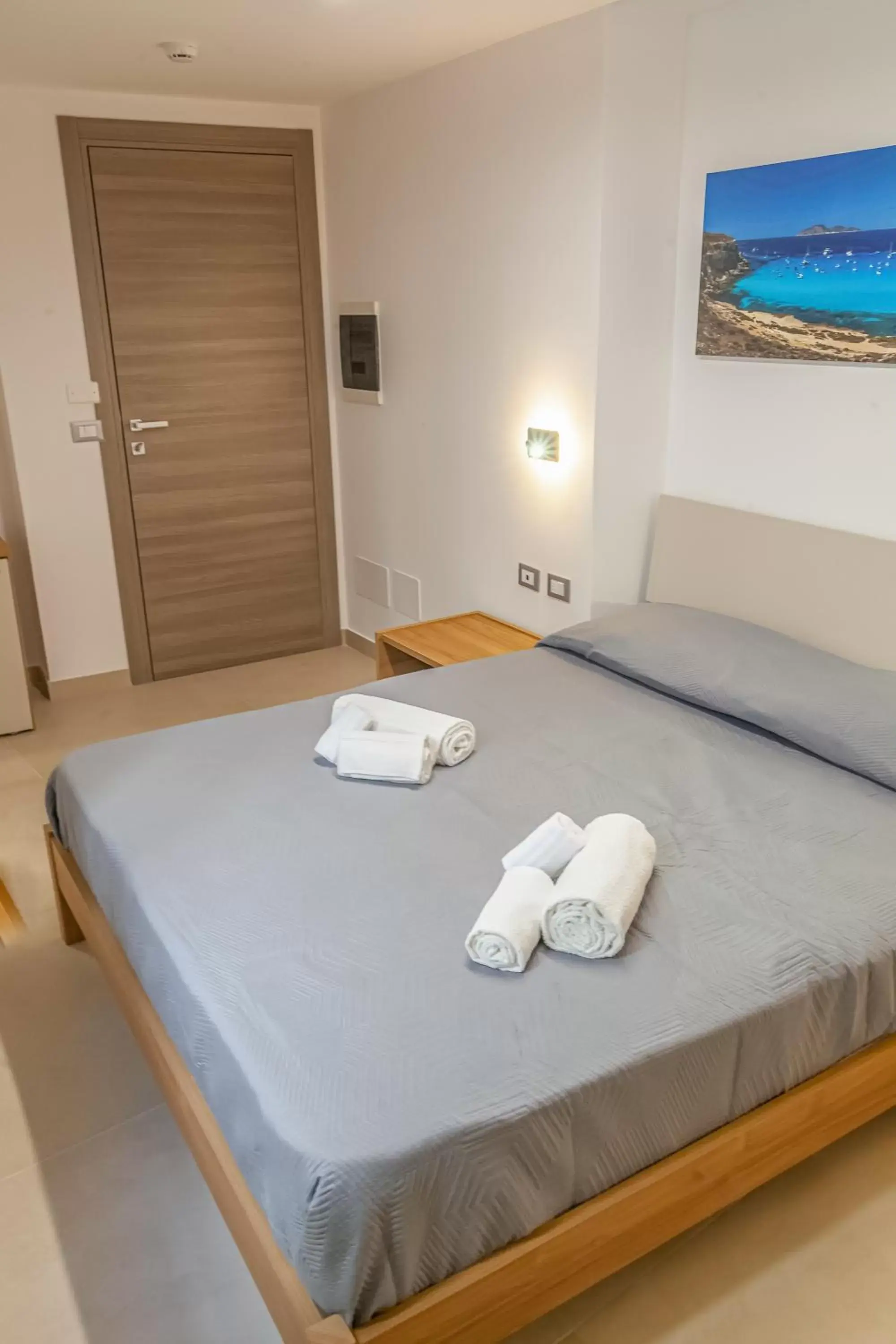 Bedroom, Bed in Isgrò Rooms