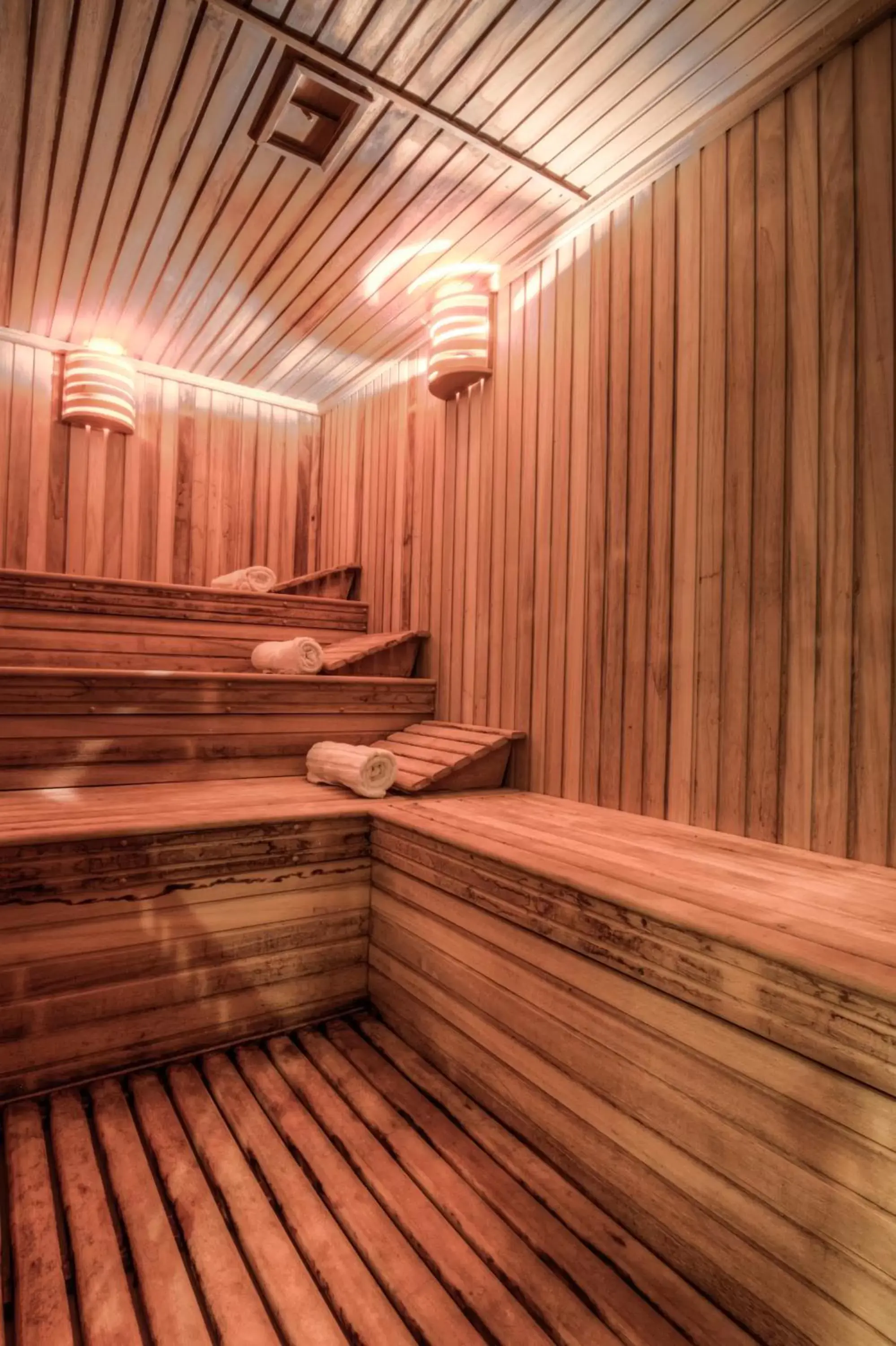 Sauna in Casasur Bellini Hotel