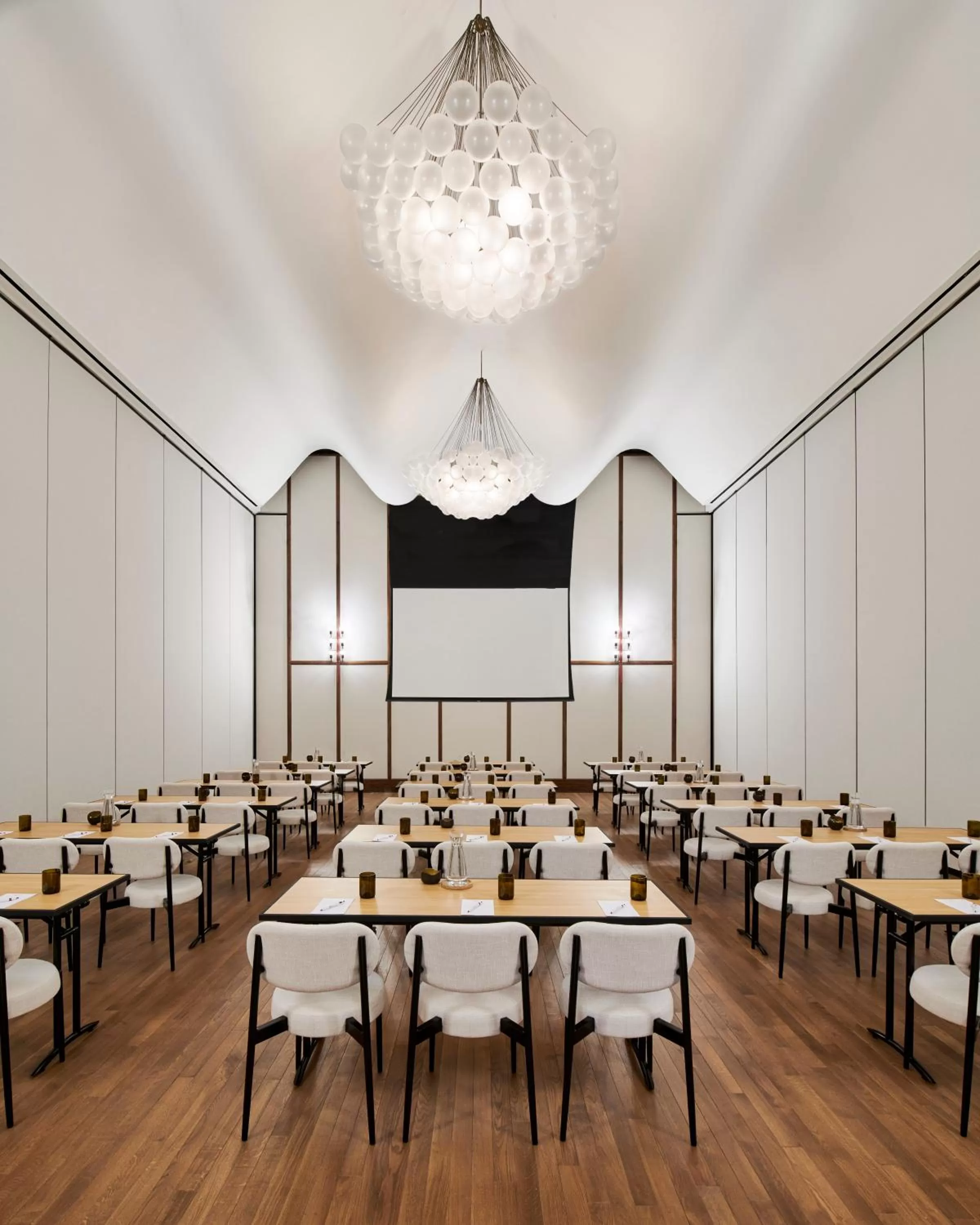 Meeting/conference room in Virgin Hotels Dallas