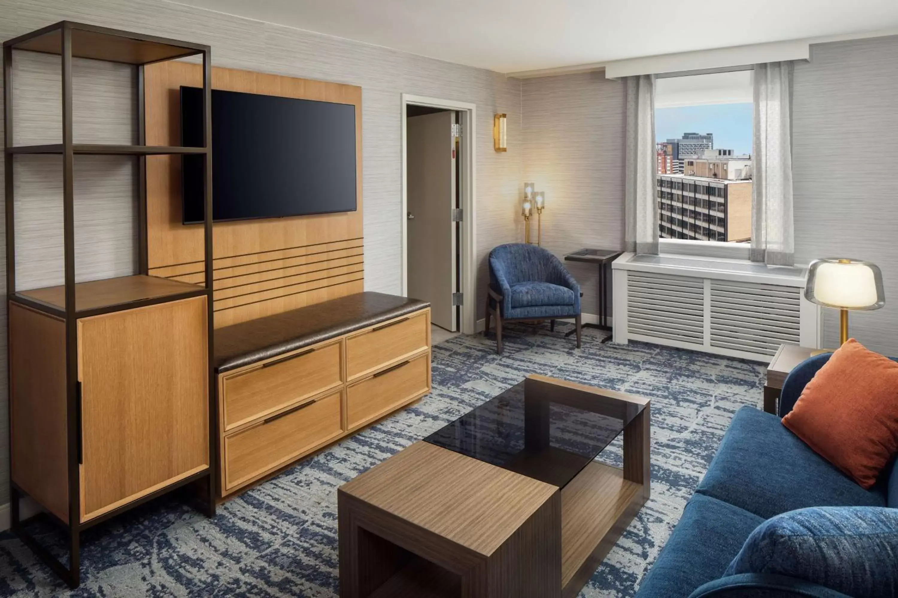 Living room, Seating Area in DoubleTree by Hilton Silver Spring Washington DC North