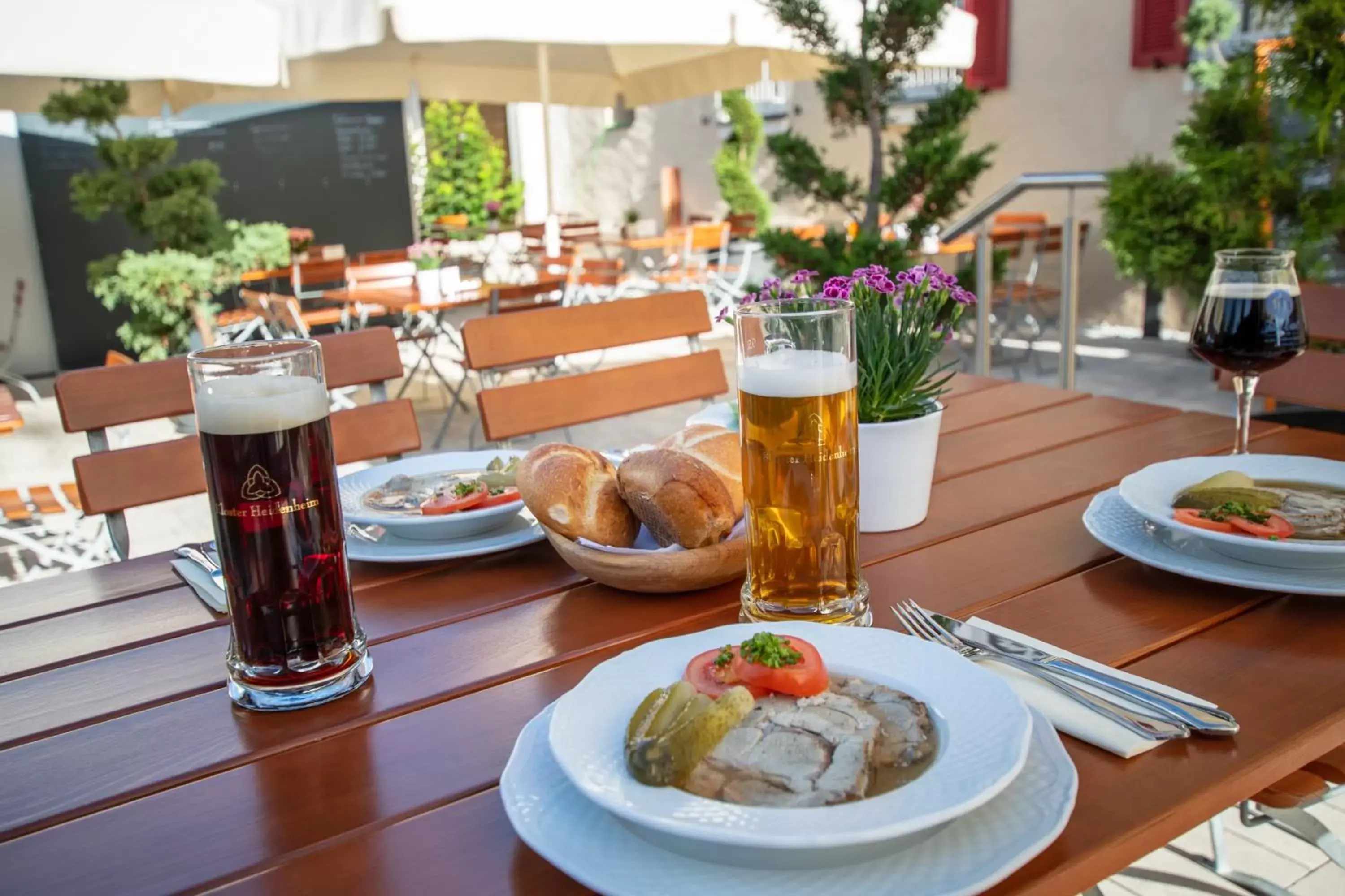 Food and drinks in Klostergasthof Heidenheim