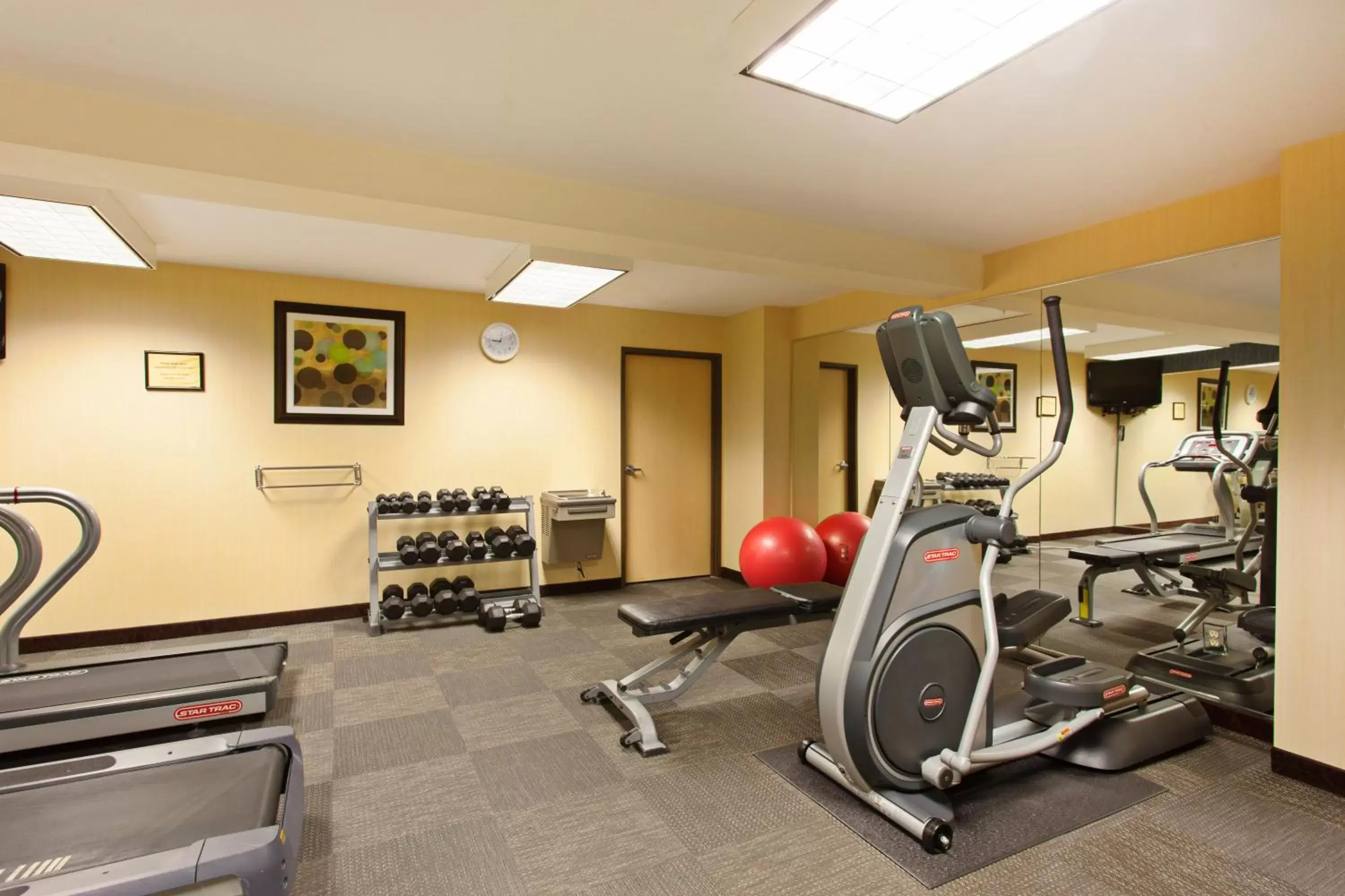 Fitness centre/facilities, Fitness Center/Facilities in Holiday Inn Seattle DWTN Lake Union, an IHG Hotel