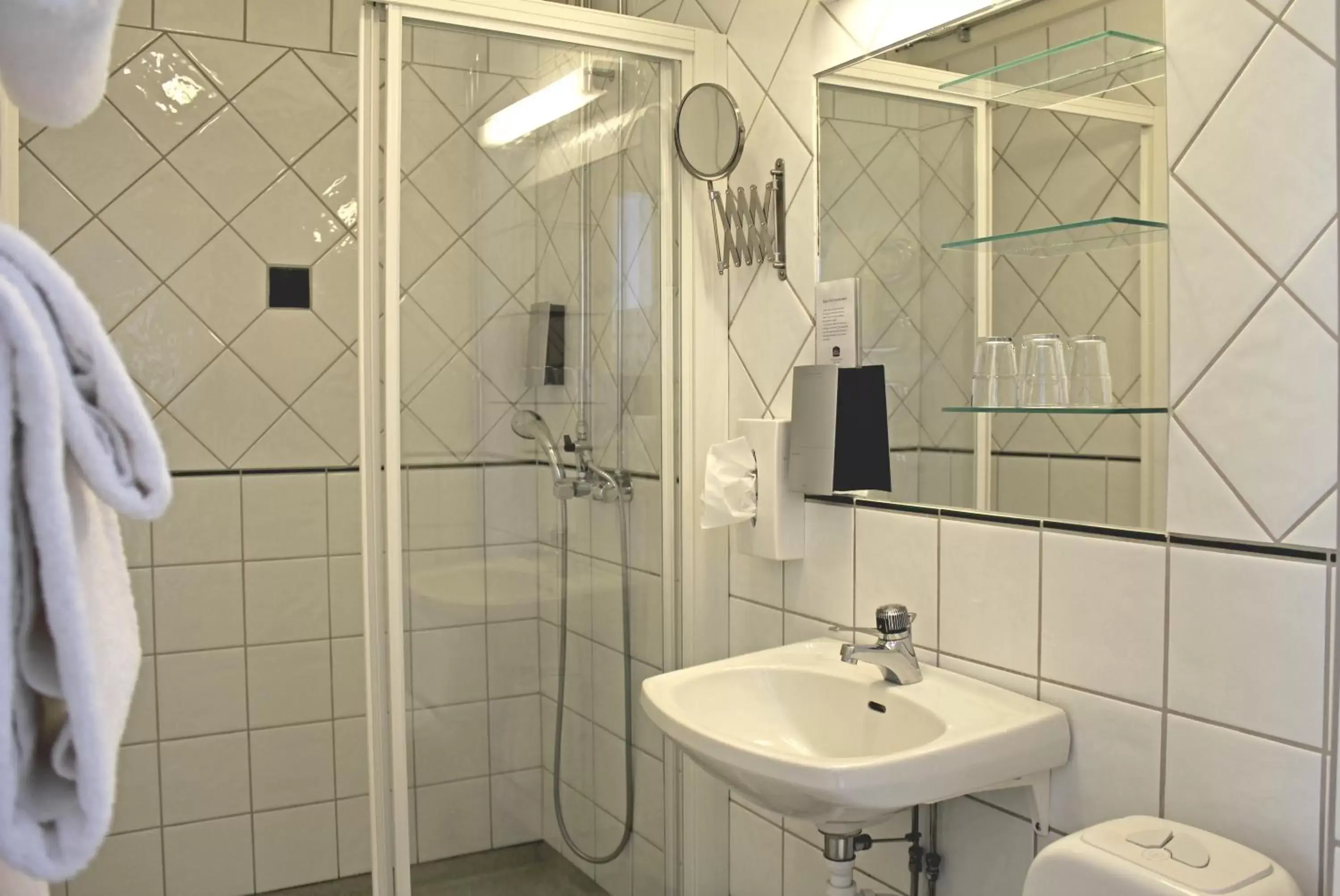 Bathroom in Best Western Motala Stadshotell