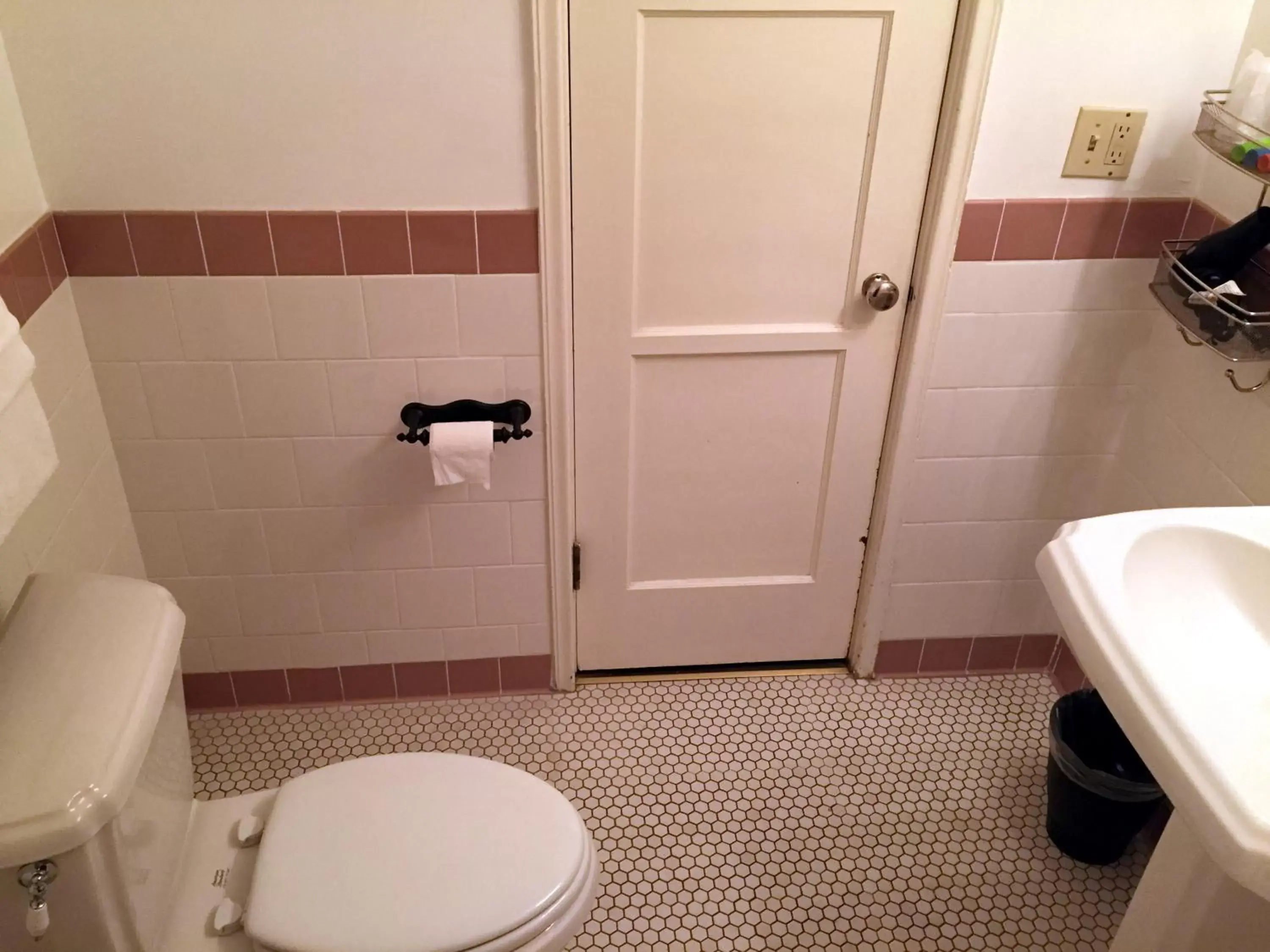 Bathroom in Boulder Dam Hotel