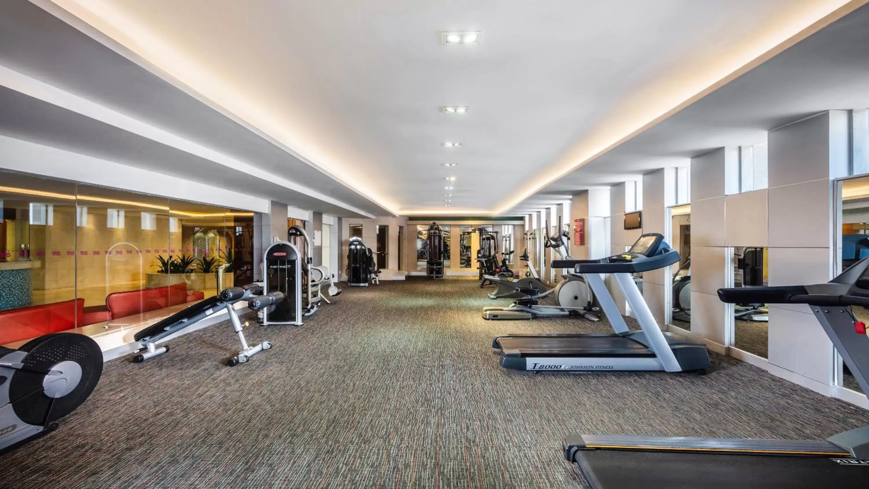 Fitness centre/facilities in Crowne Plaza Foshan by IHG - Canton Fair free shuttle bus Fitness centre/facilities in Crowne Plaza Foshan by IHG - Canton Fair free shuttle bus