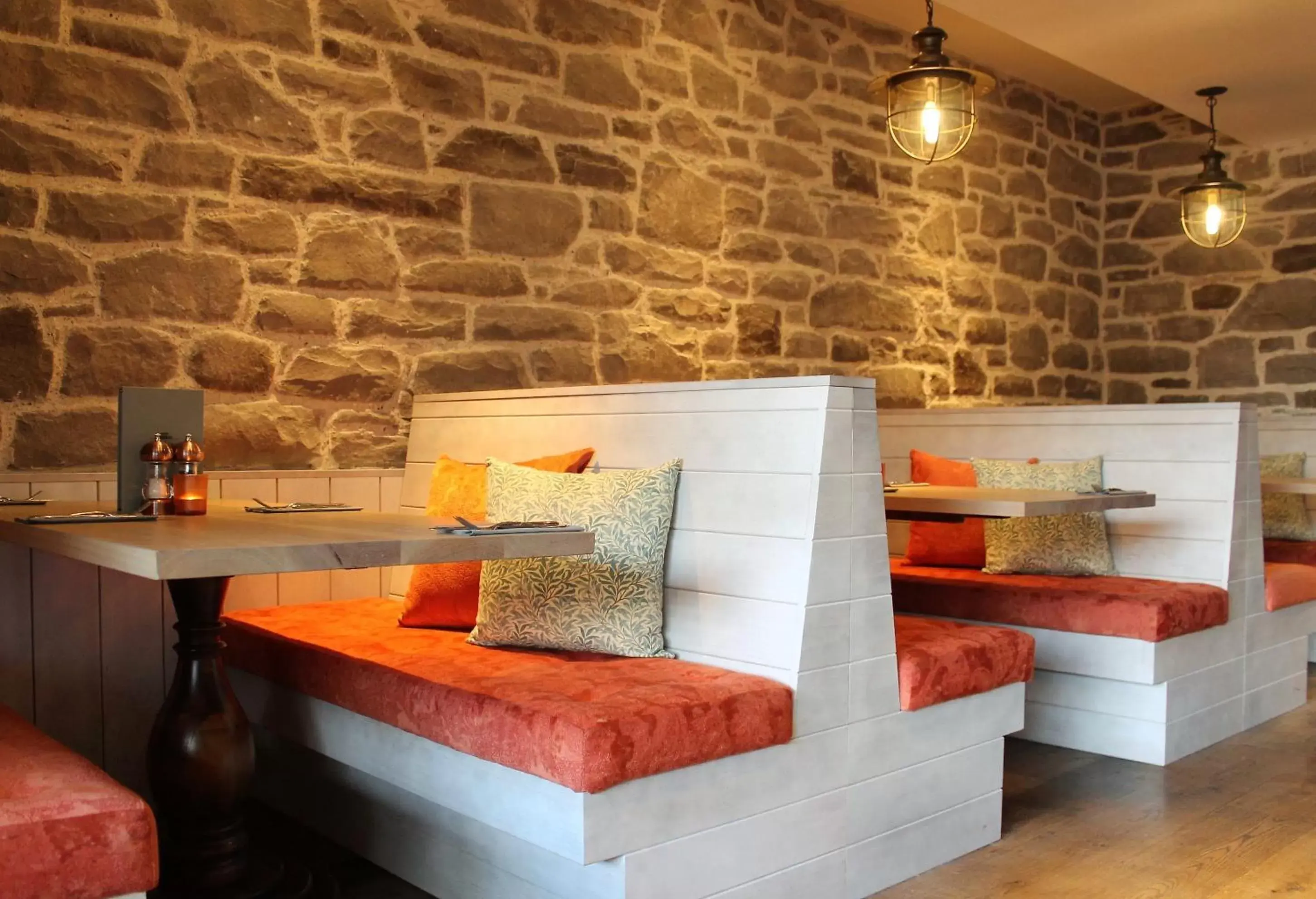 Restaurant/places to eat, Bed in The Raeburn Restaurant/places to eat, Bed in The Raeburn