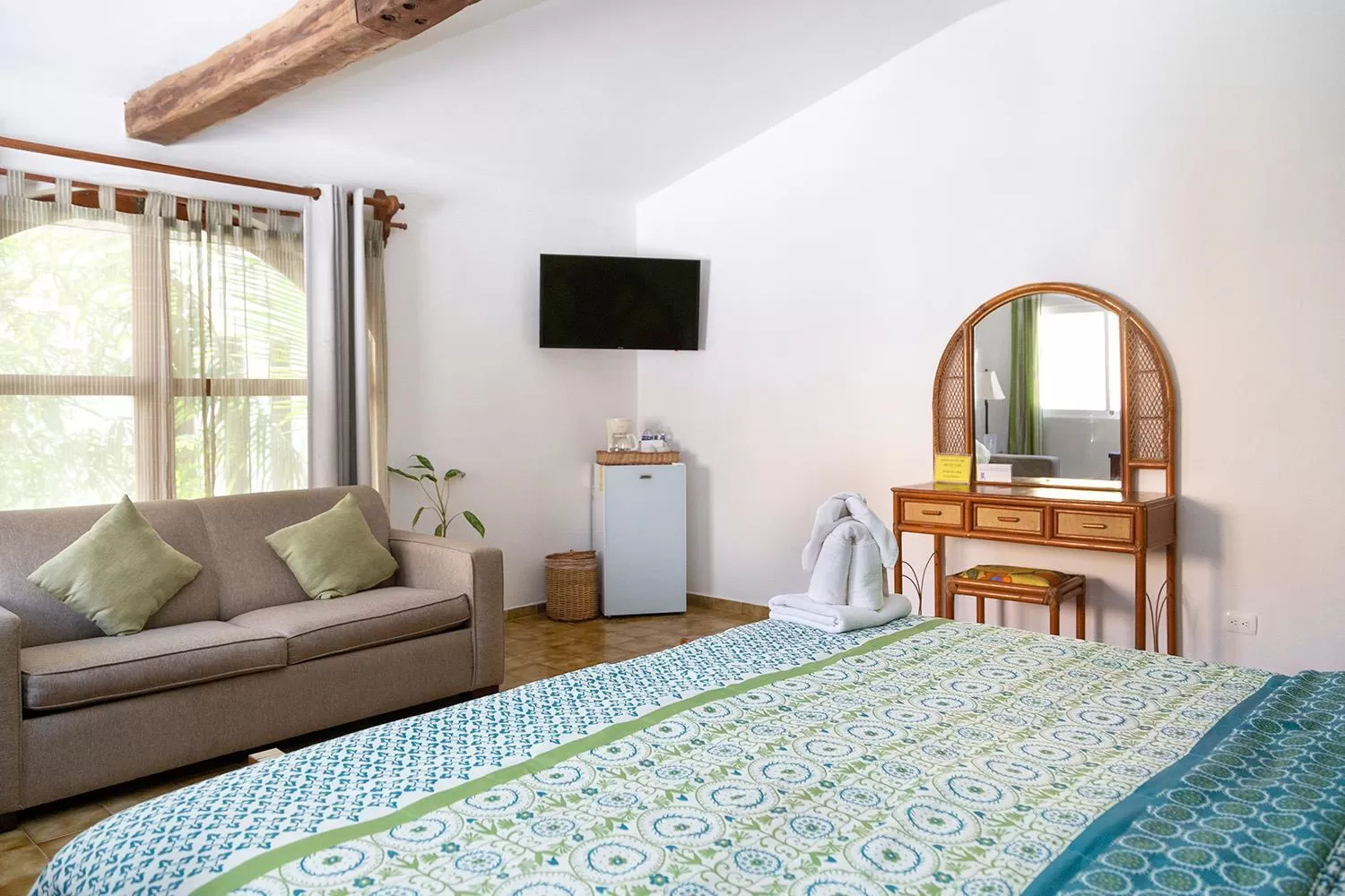 Bed in Hotel Amar Inn