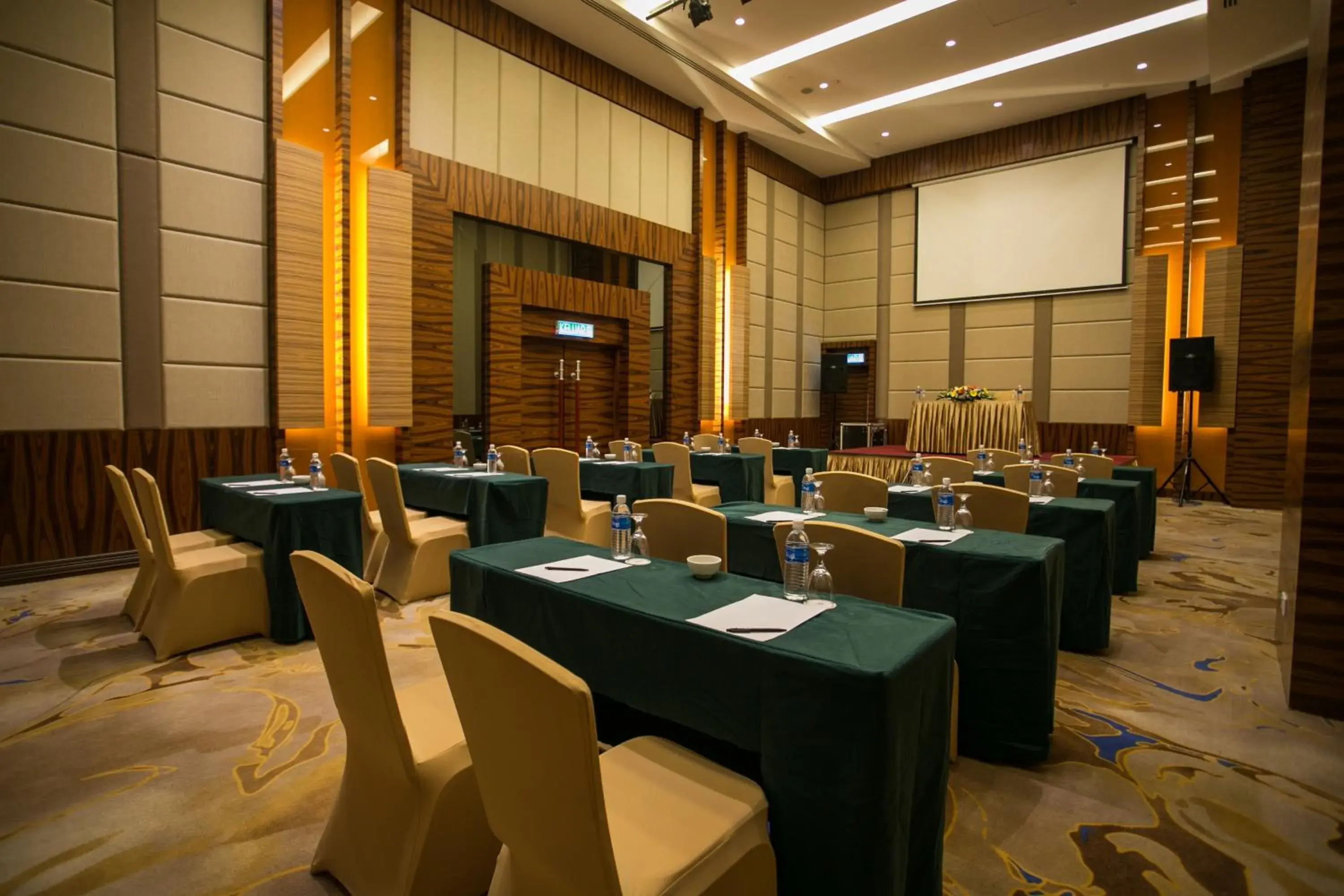 Meeting/conference room in V8 Hotel Johor Bahru
