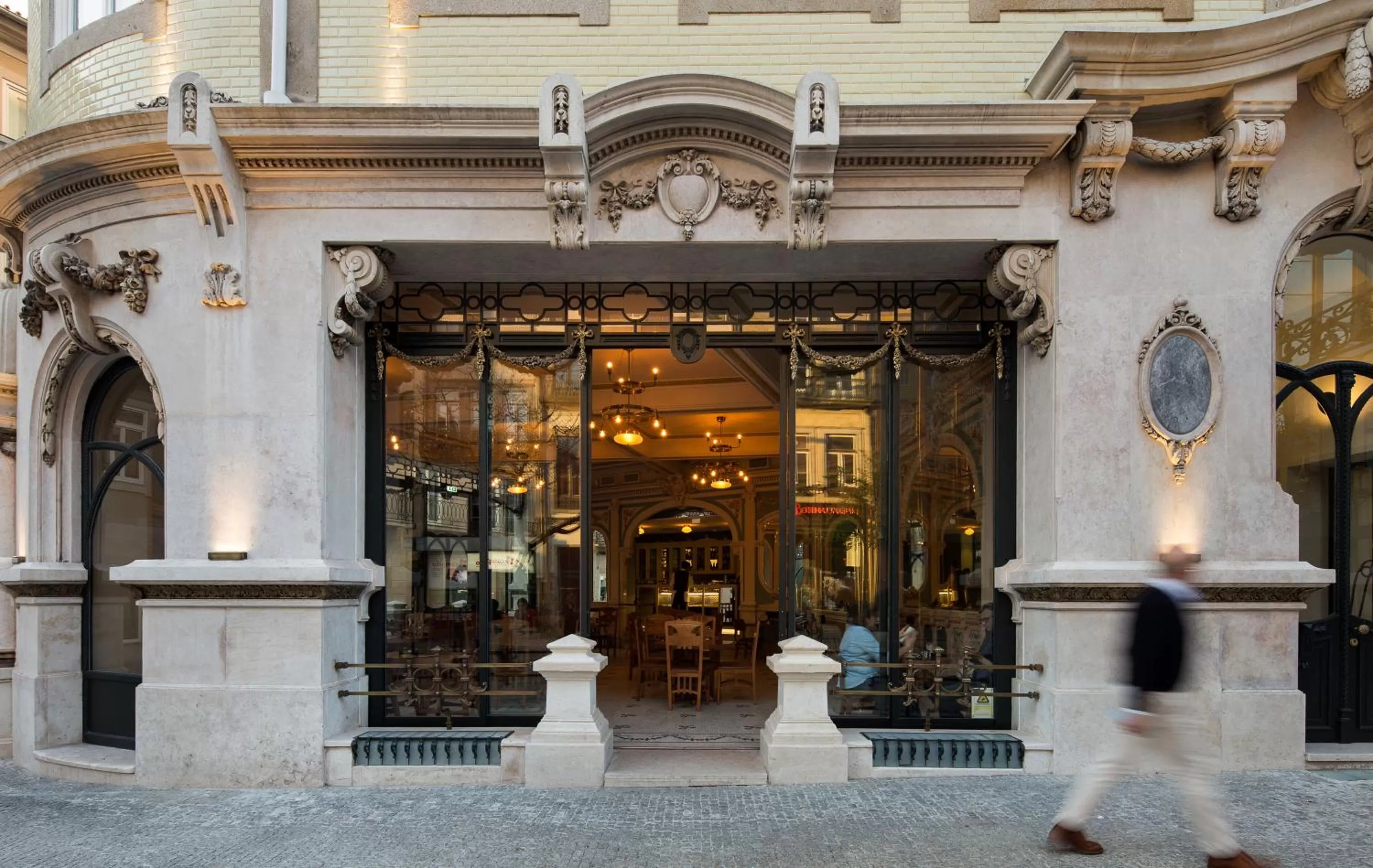 Facade/entrance in Pestana Porto - A Brasileira, City Center & Heritage Building