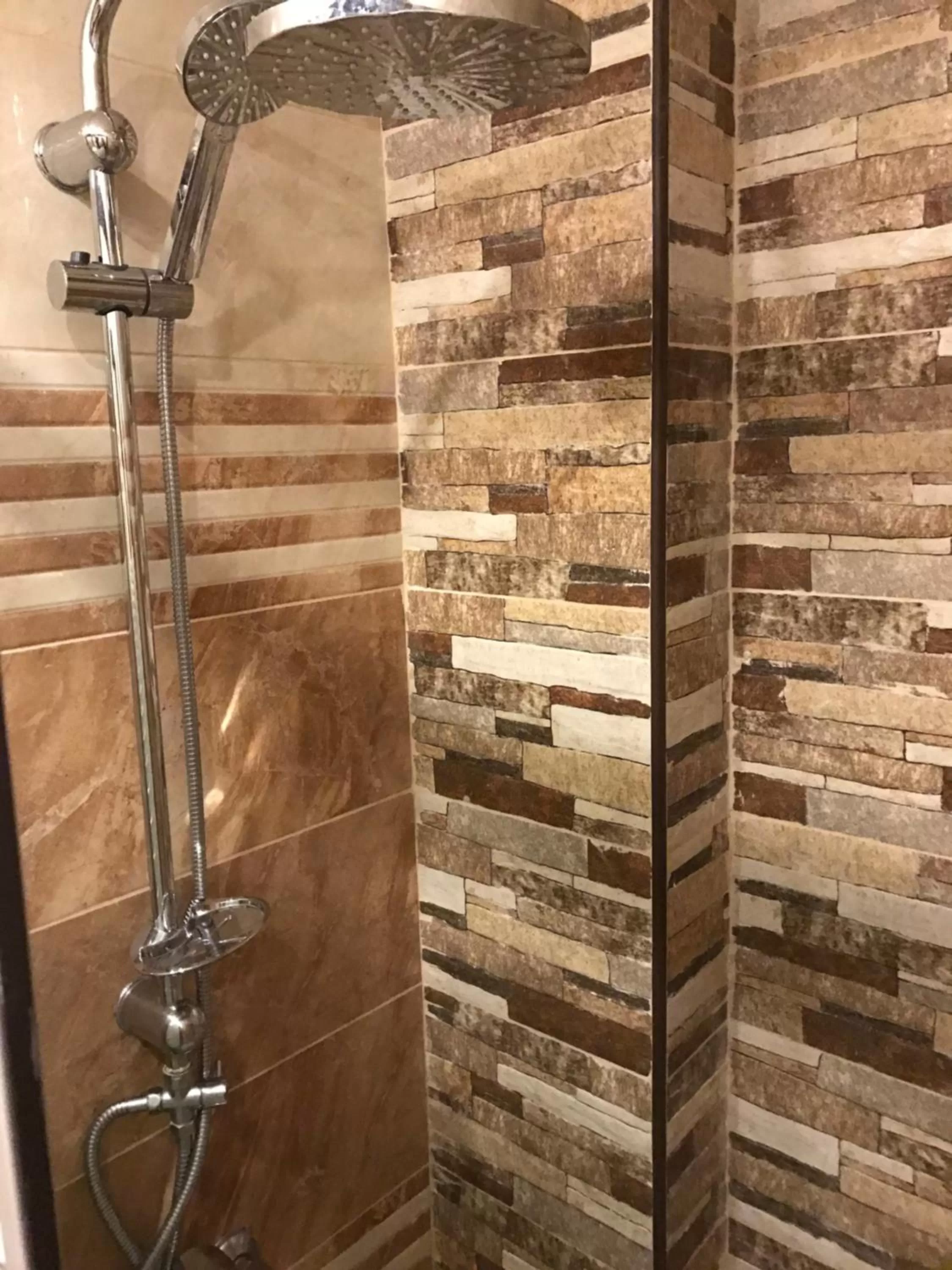 Sun Rise Hotel & Hostel & Tours