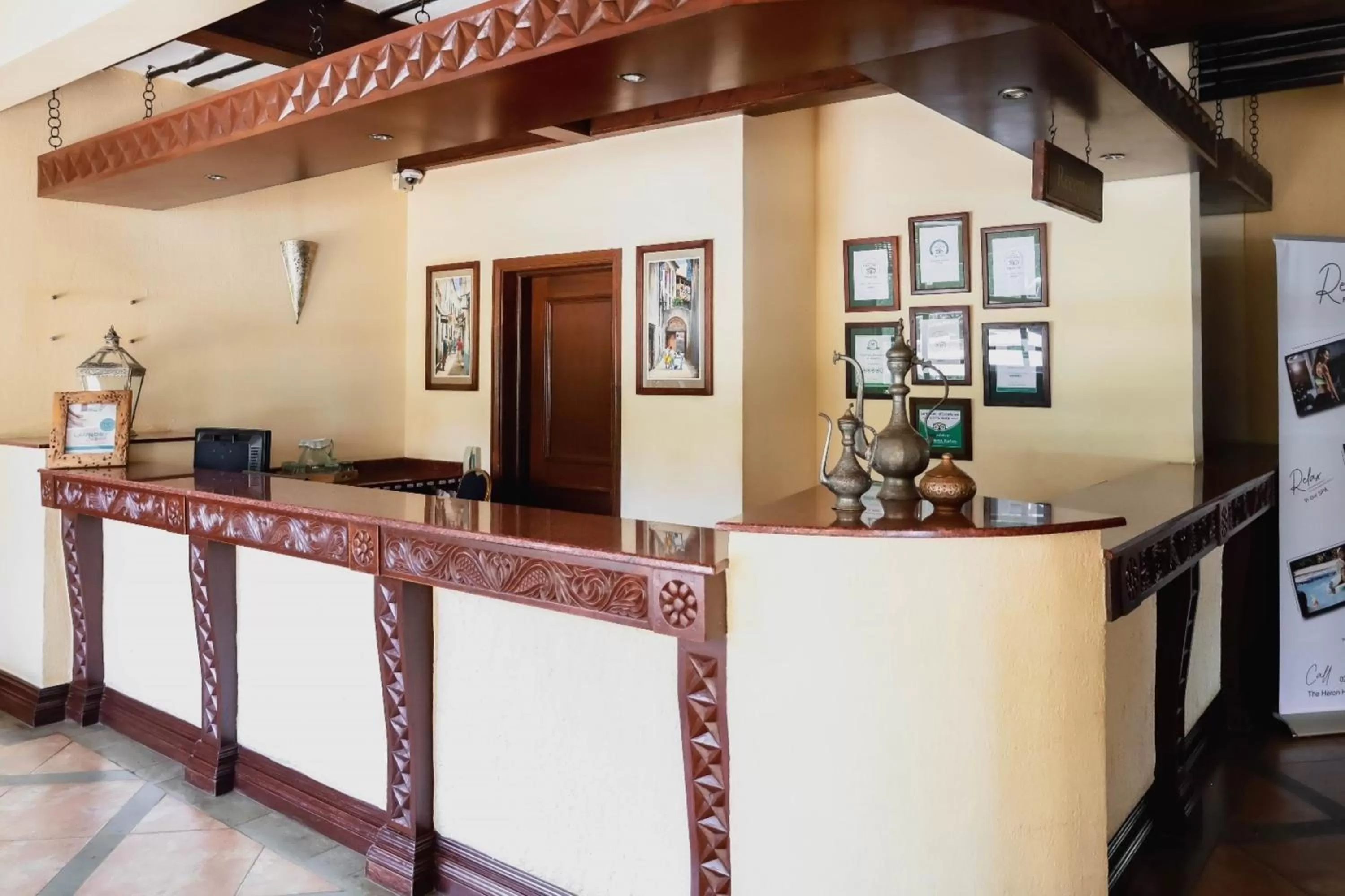 Lobby or reception in The Heron By Sarovar Portico India