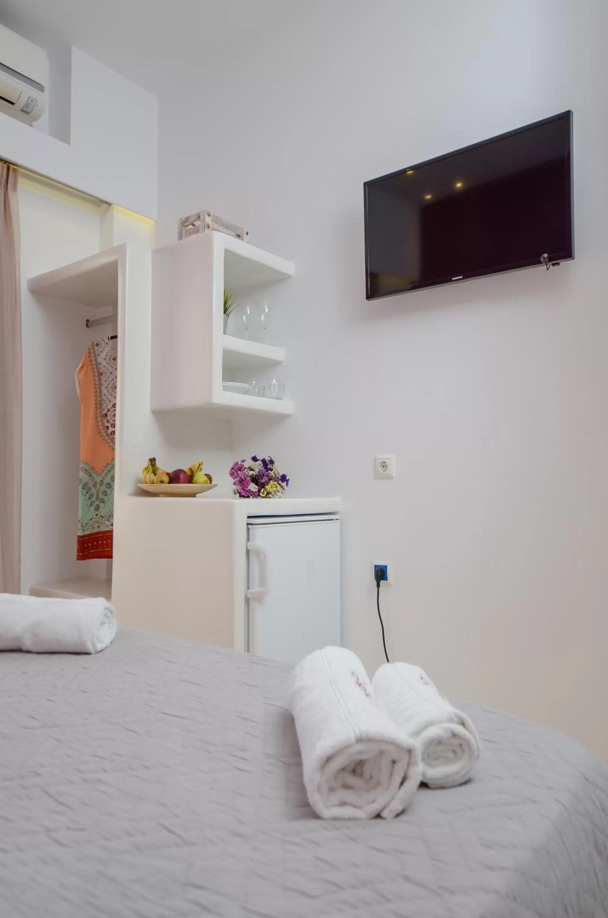 Decorative detail, Bed in Panormos Hotel and Studios