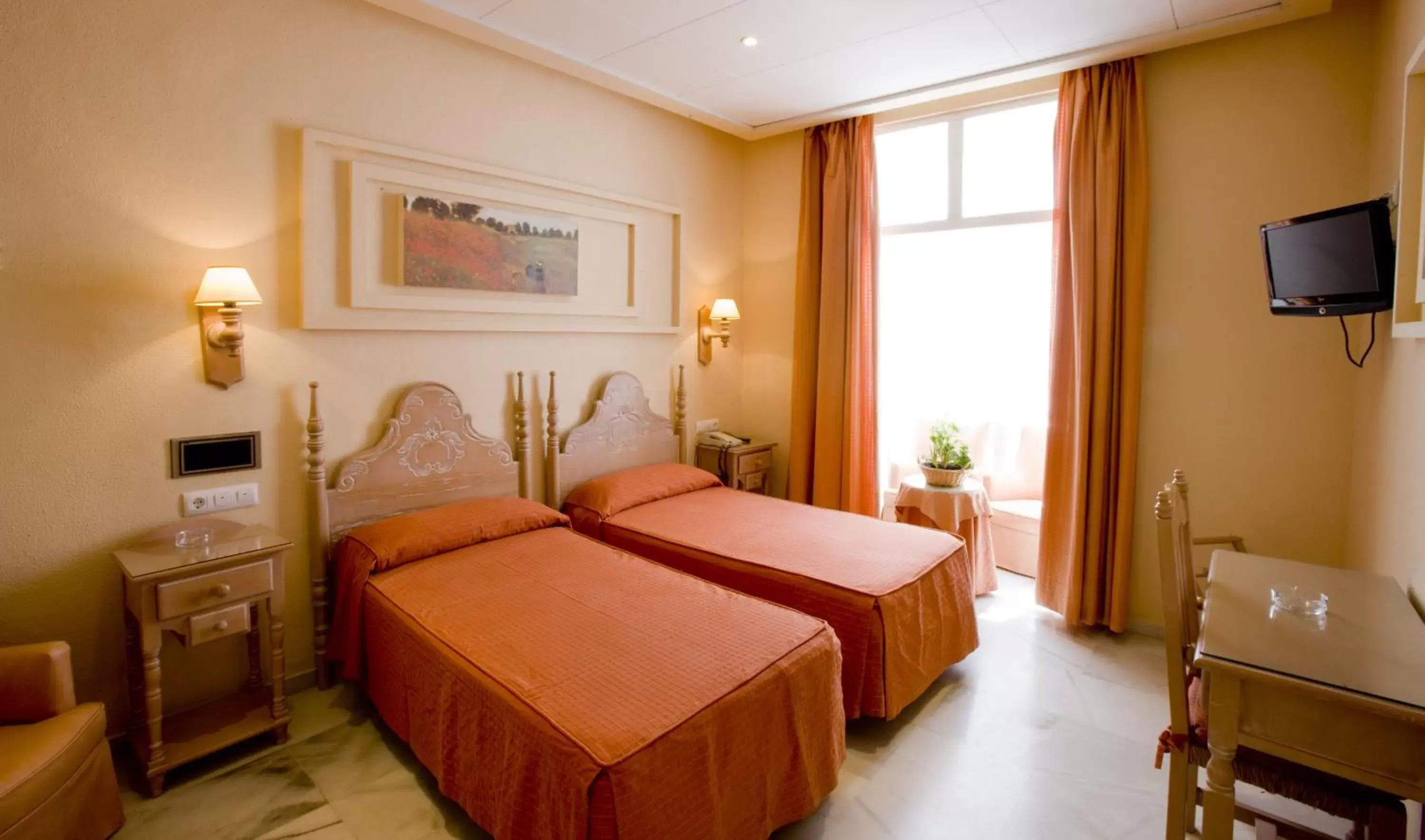Photo of the whole room, Bed in Los Helechos Photo of the whole room, Bed in Los Helechos