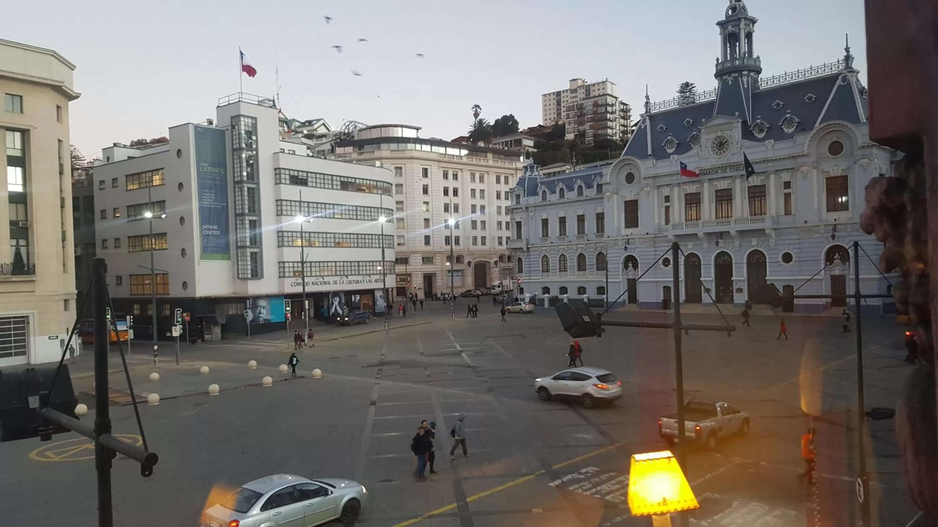Street view in Hotel Reina Victoria Valparaíso