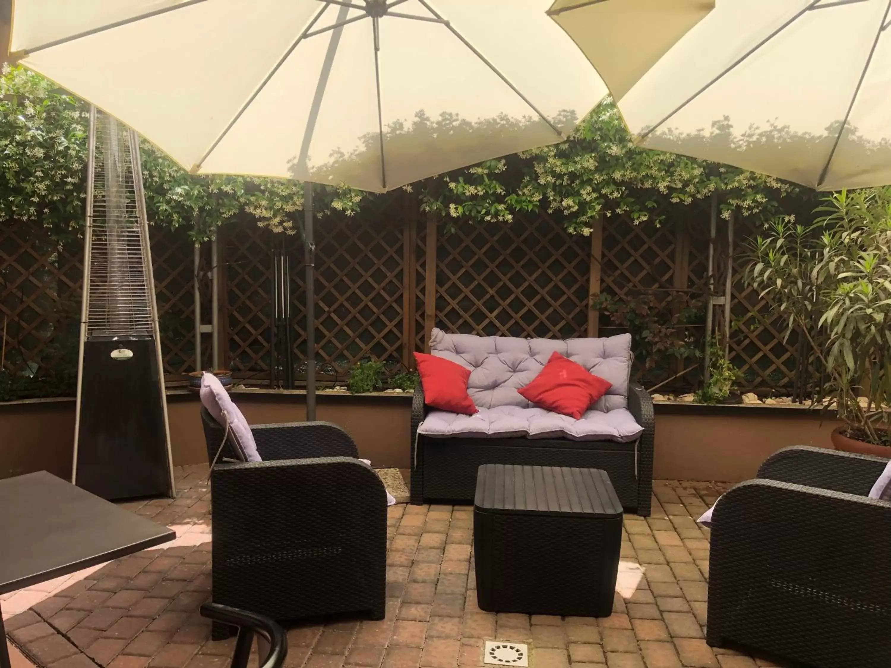 Garden, Seating Area in HOTEL DEL CORSO