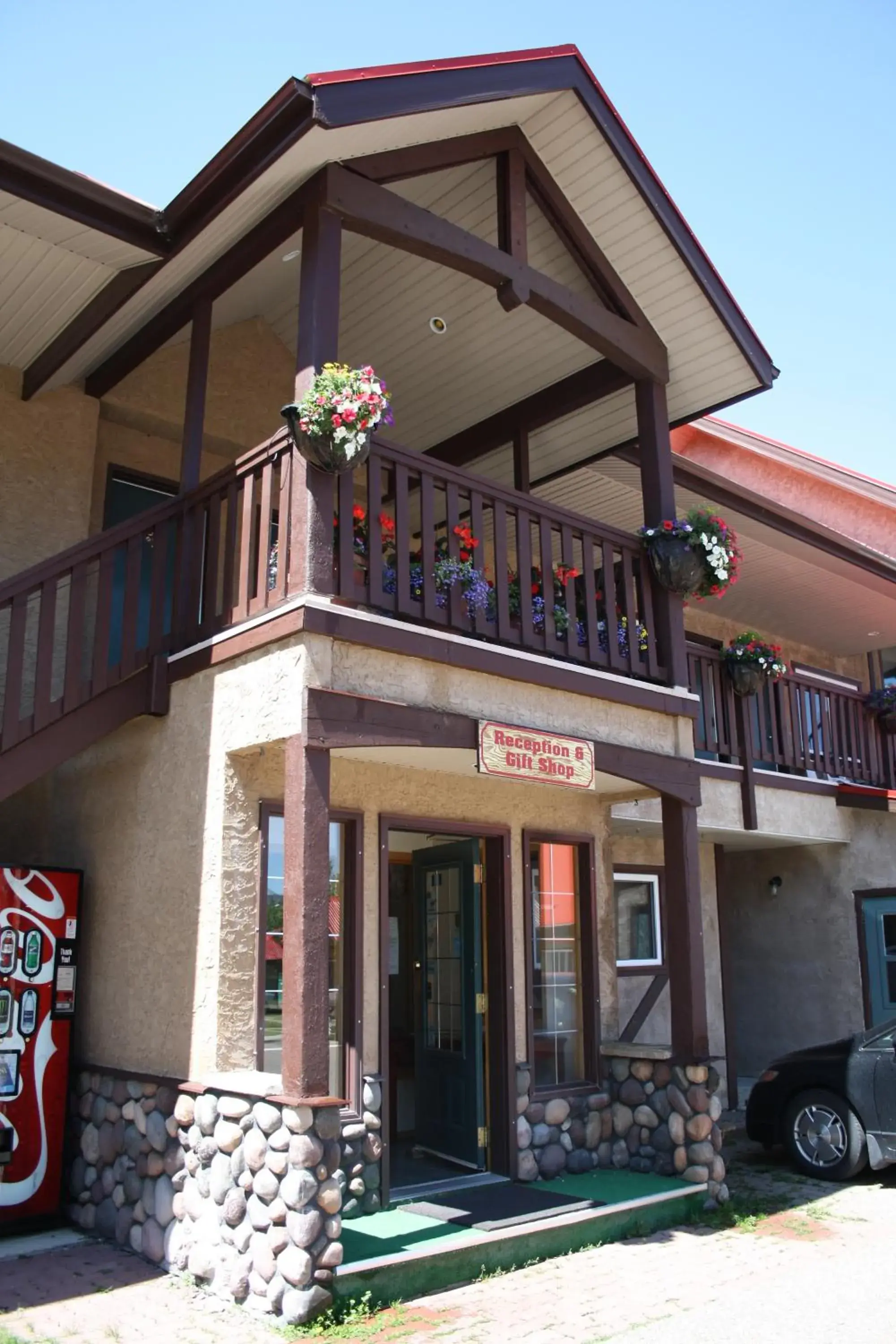 Facade/entrance, Property Building in Aspen Village