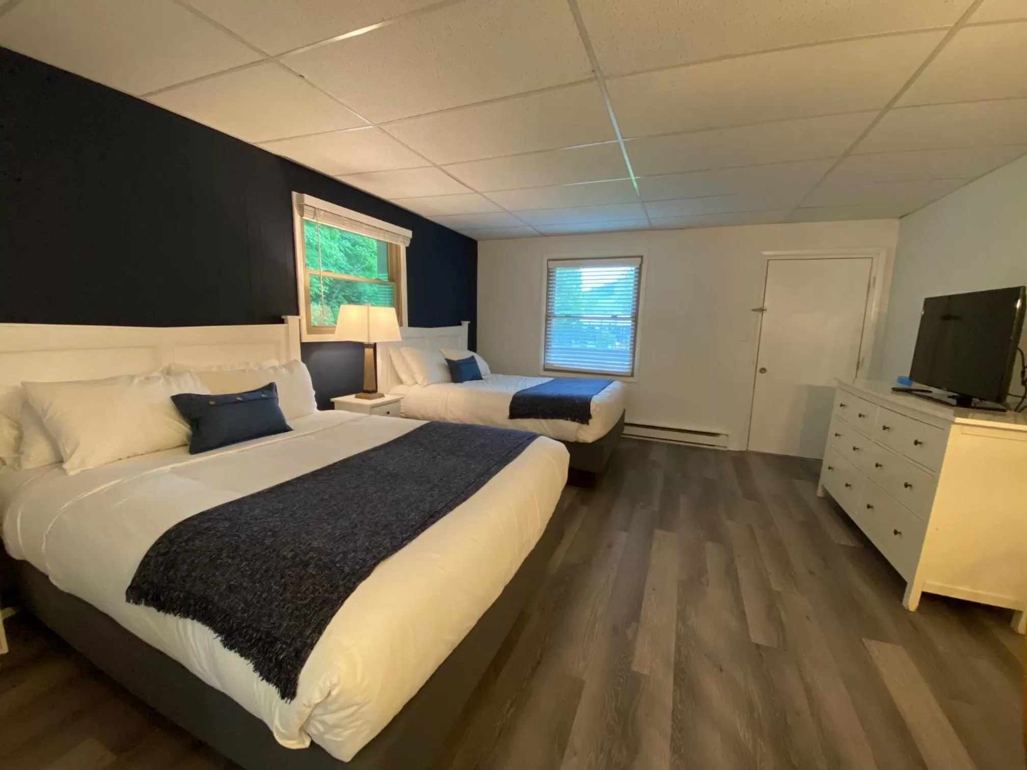 Bed in Catskill Seasons Inn