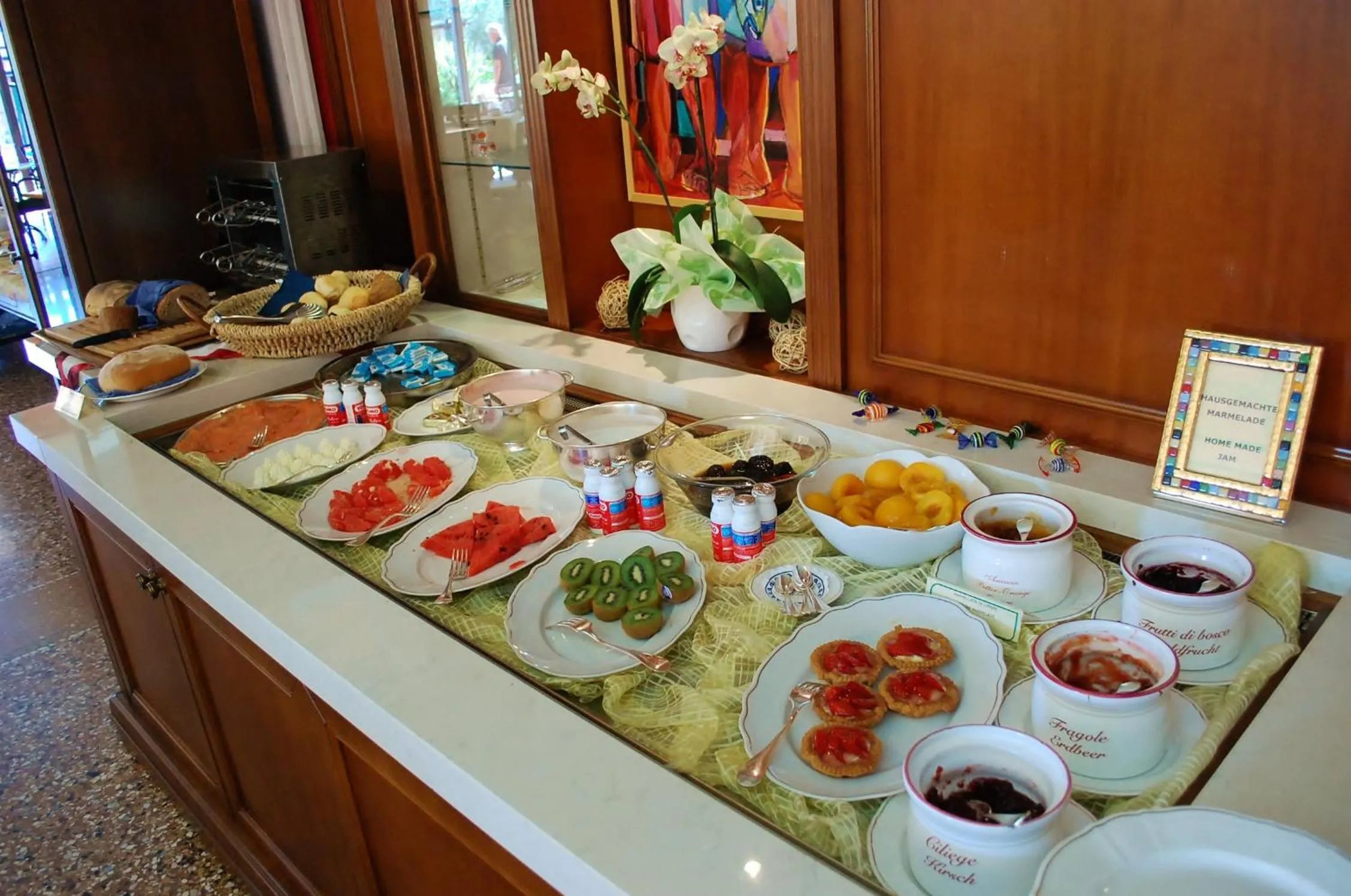 Food in Villa Madrina Lovely and Dynamic Hotel