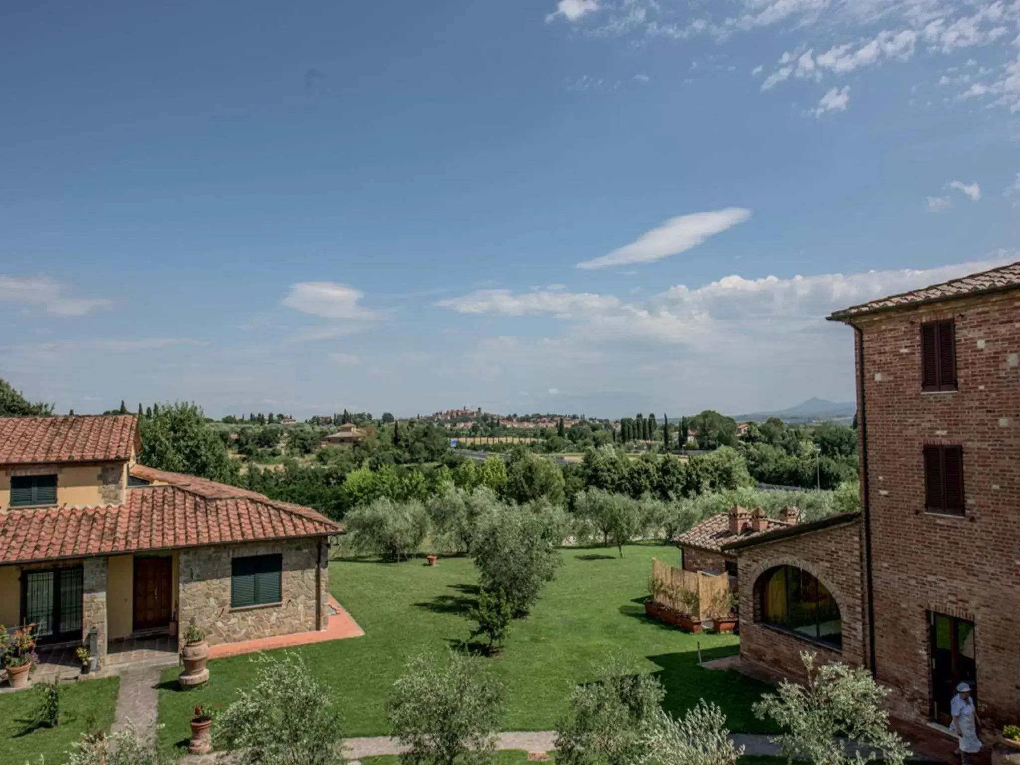 Garden view in Albergo La Foresteria