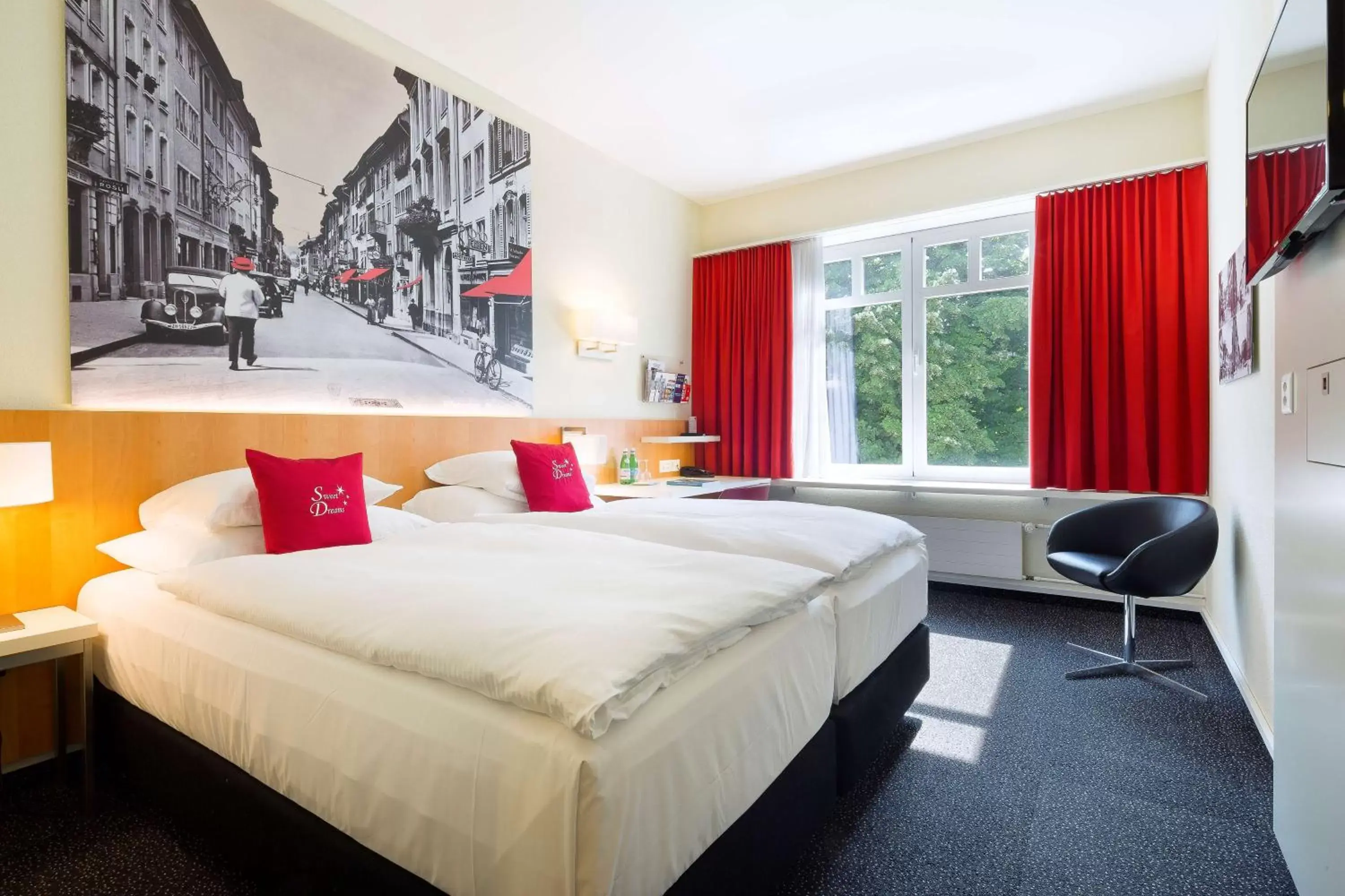 Photo of the whole room, Bed in Hotel Wartmann am Bahnhof