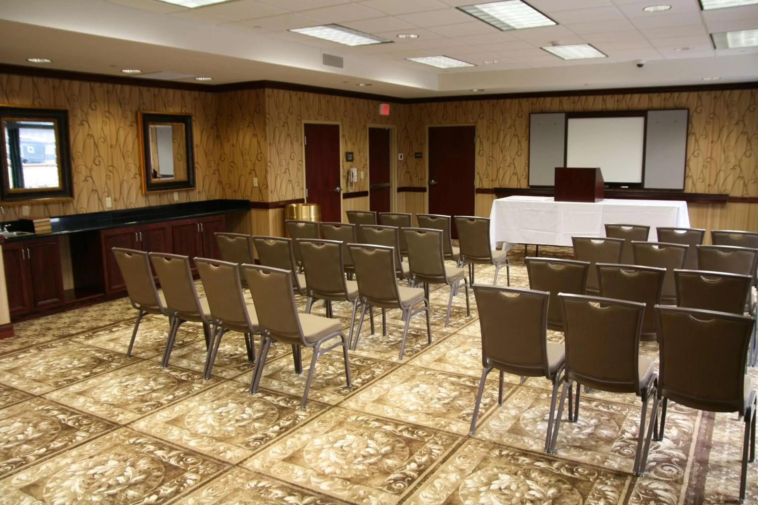 Meeting/conference room in Hampton Inn & Suites Fruitland