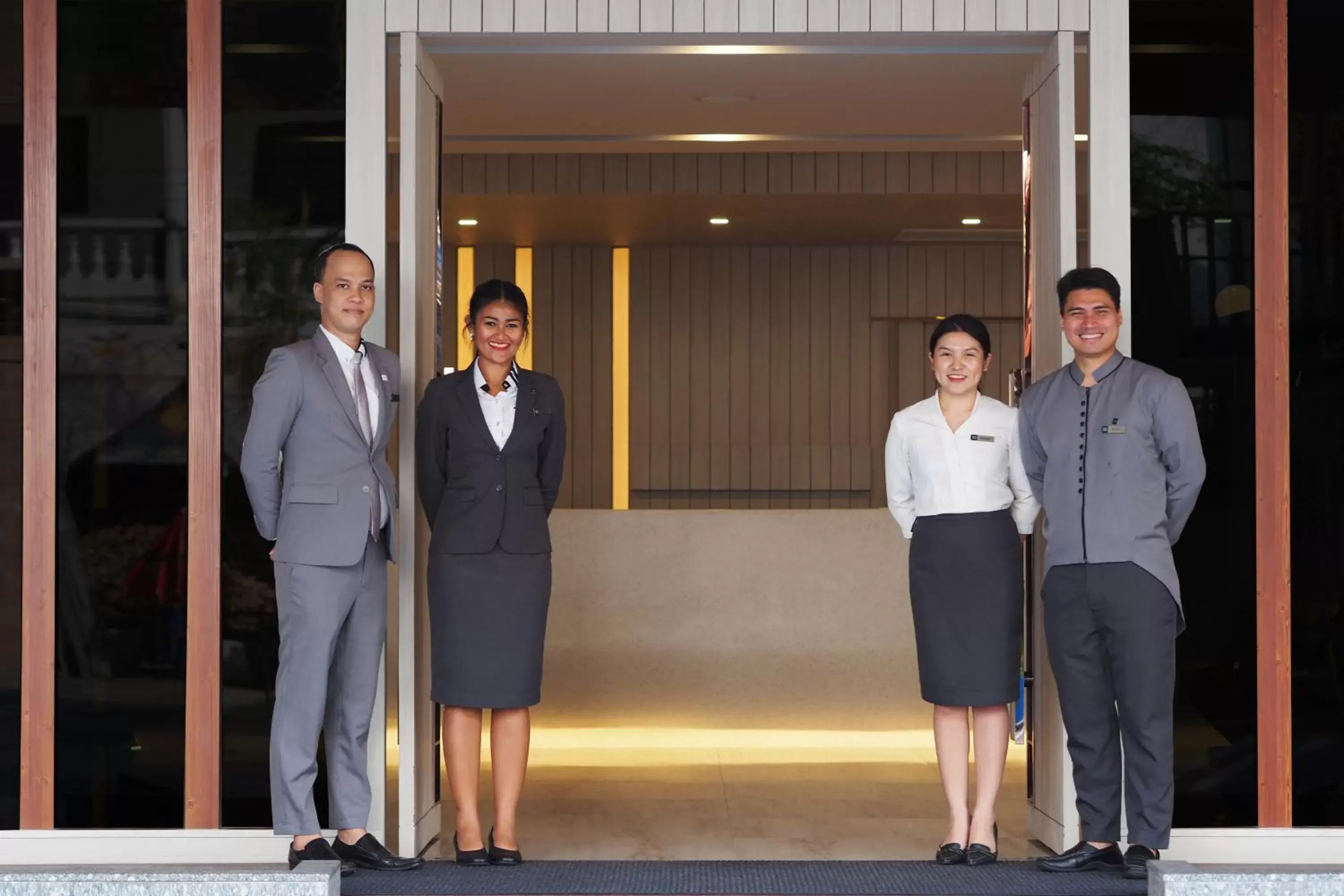 Staff in Eleven Hotel Bangkok Sukhumvit 11