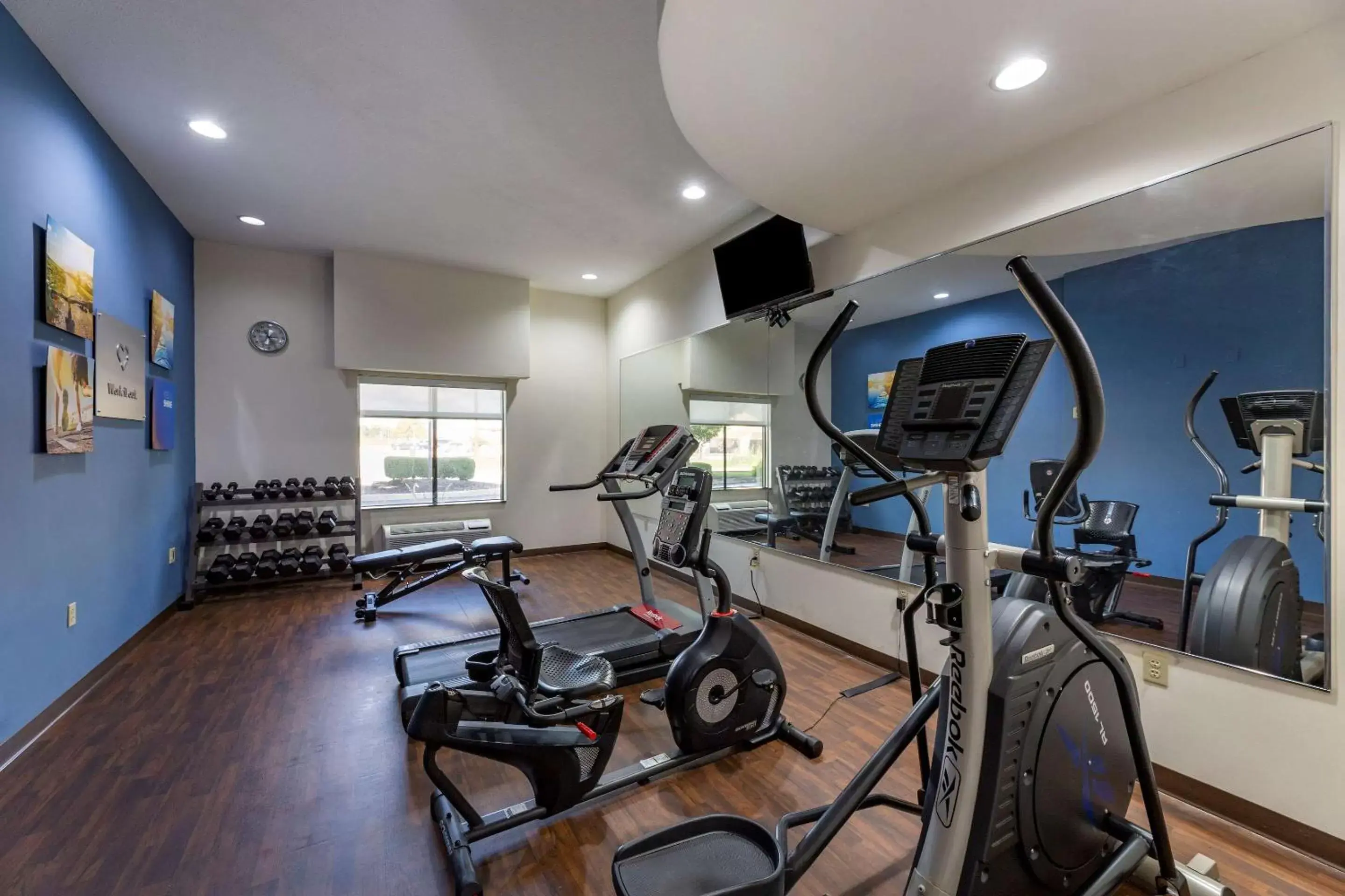 Fitness centre/facilities, Fitness Center/Facilities in Comfort Suites Perrysburg